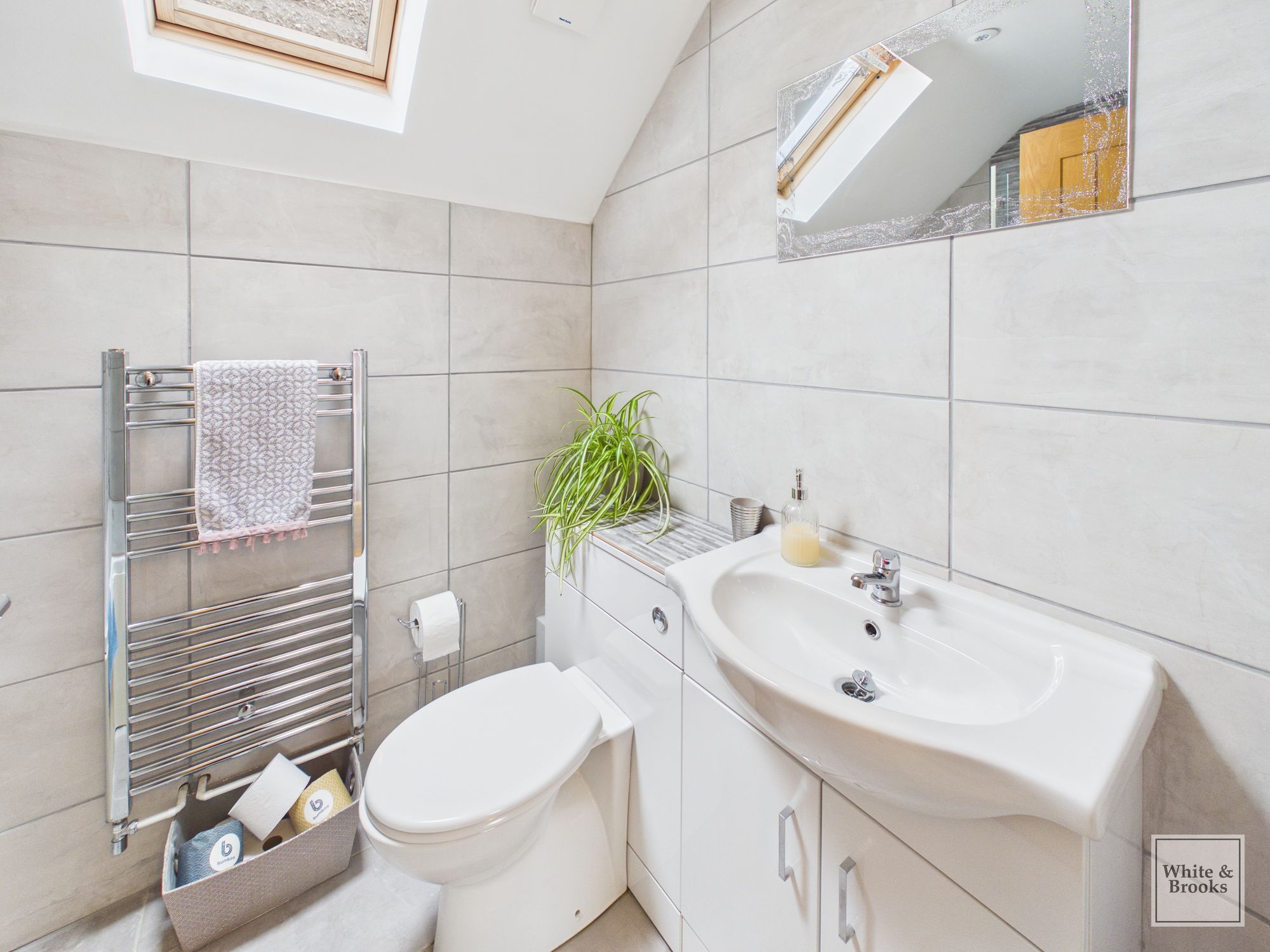 4 bed chalet for sale in Chichester Road, Bognor Regis, PO21 10