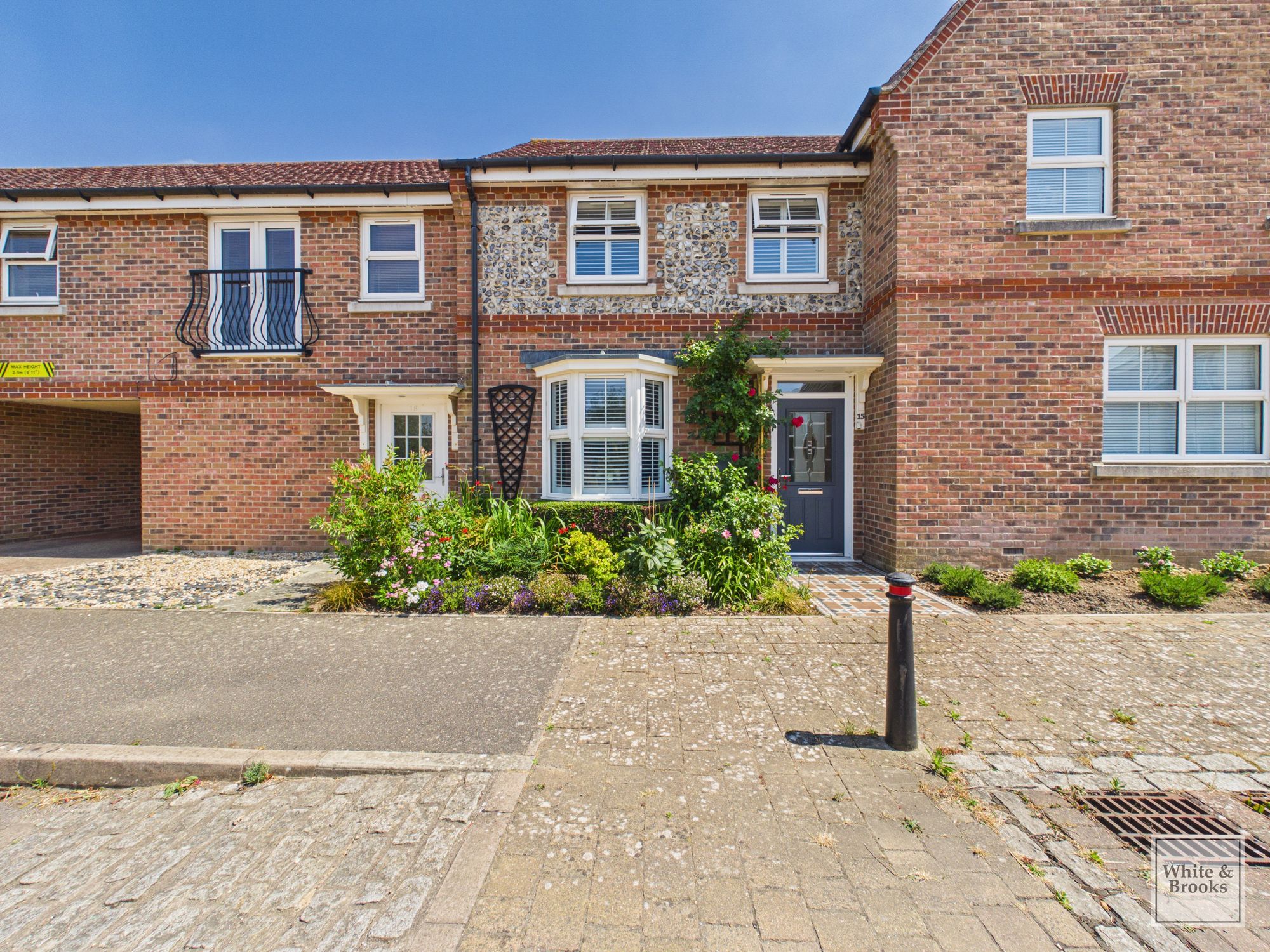 2 bed terraced house for sale in Blackthorn Avenue, Felpham, PO22 27