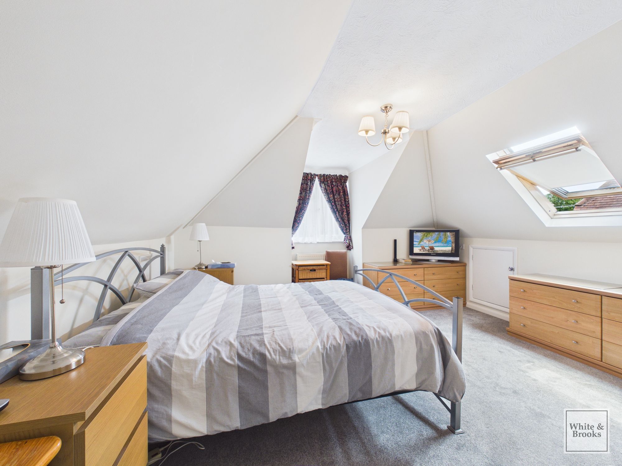 4 bed chalet for sale in Summerley Lane, Bognor Regis, PO22  - Property Image 21