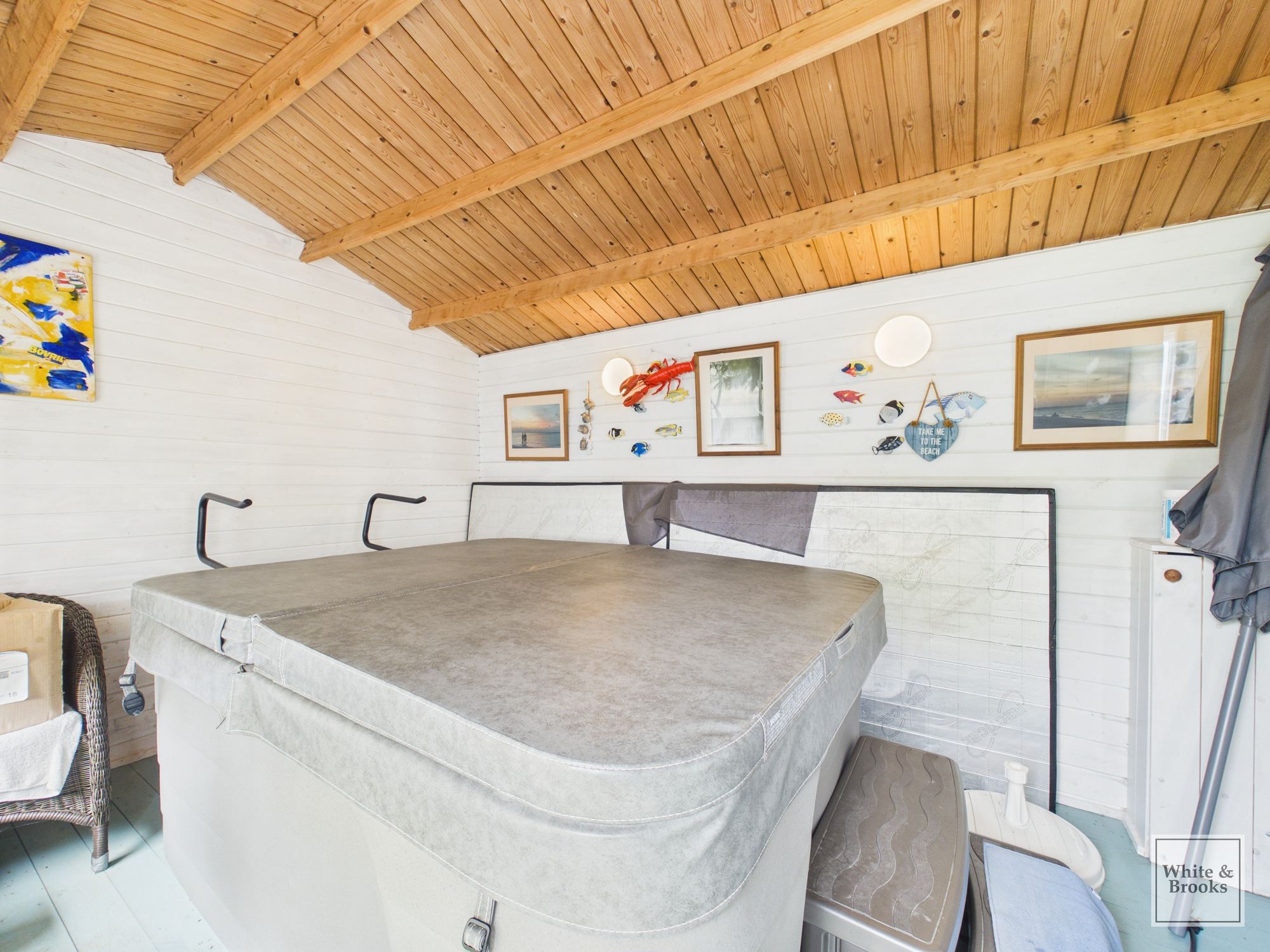 4 bed chalet for sale in Summerley Lane, Bognor Regis, PO22  - Property Image 24