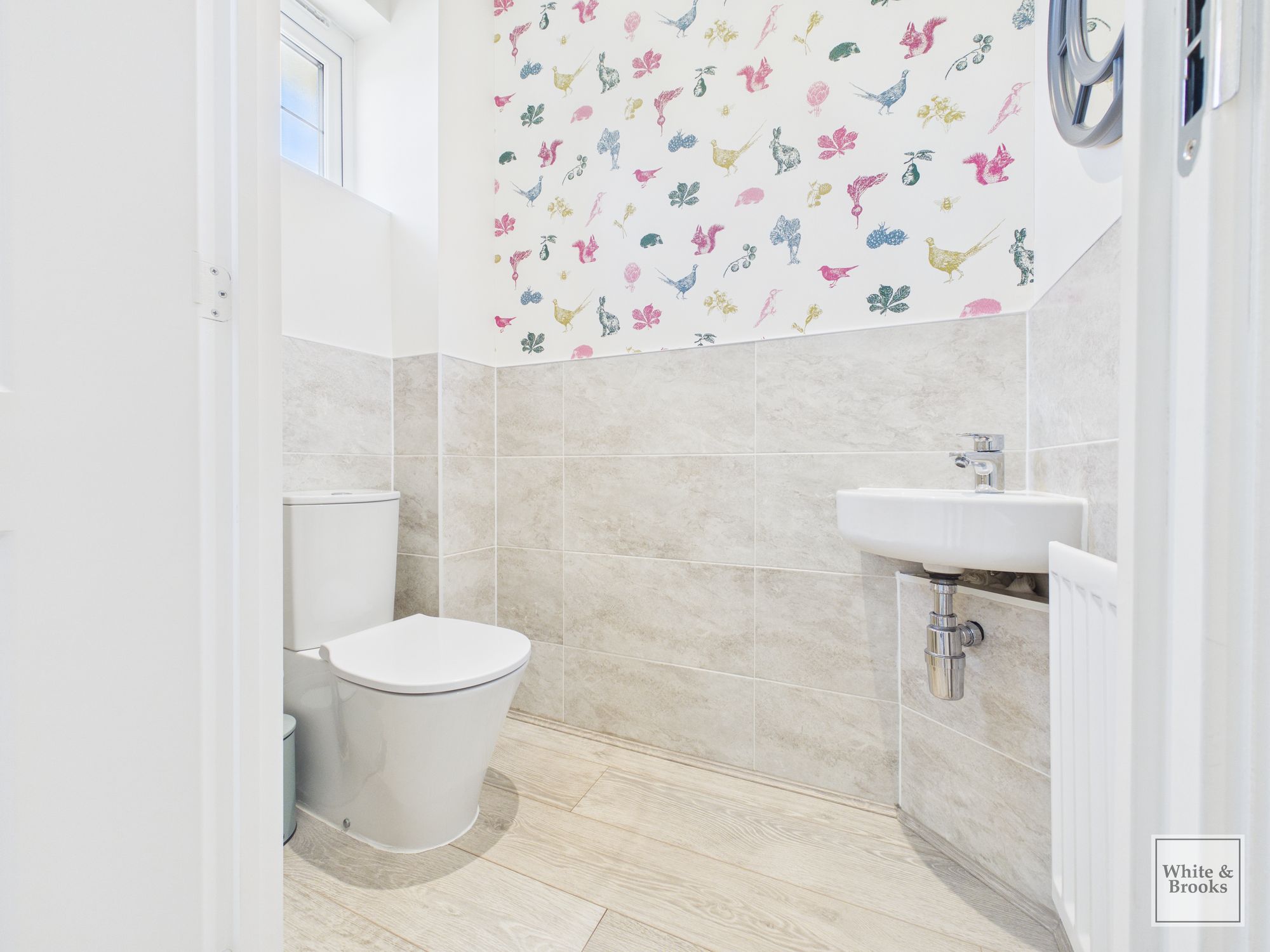 3 bed detached house for sale in Stable Crescent, Chichester, PO19  - Property Image 11