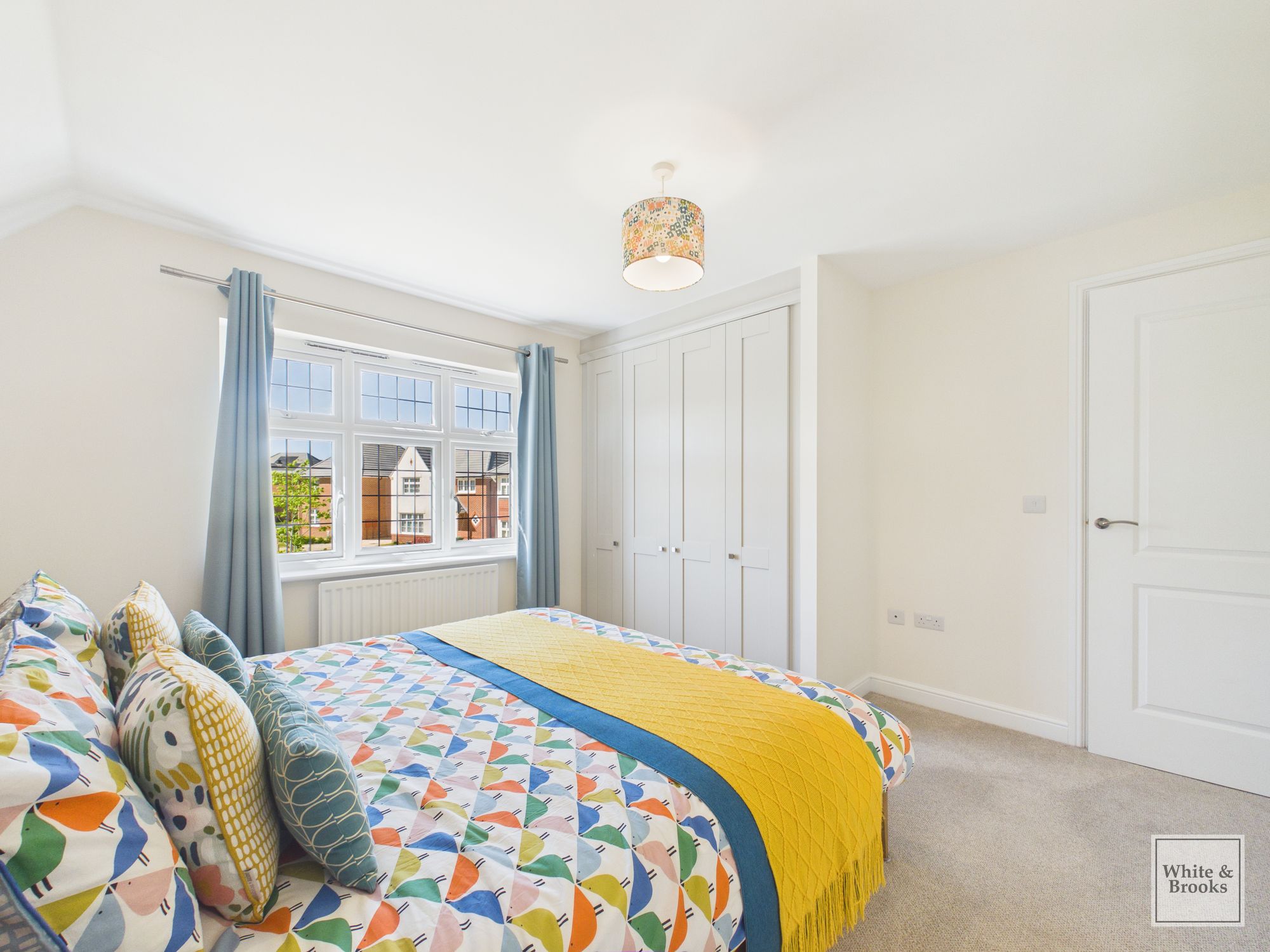 3 bed detached house for sale in Stable Crescent, Chichester, PO19  - Property Image 14