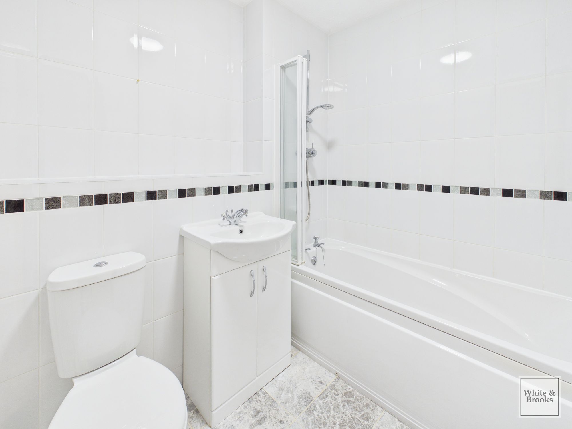 2 bed flat for sale in Felpham Road, Felpham, PO22 3