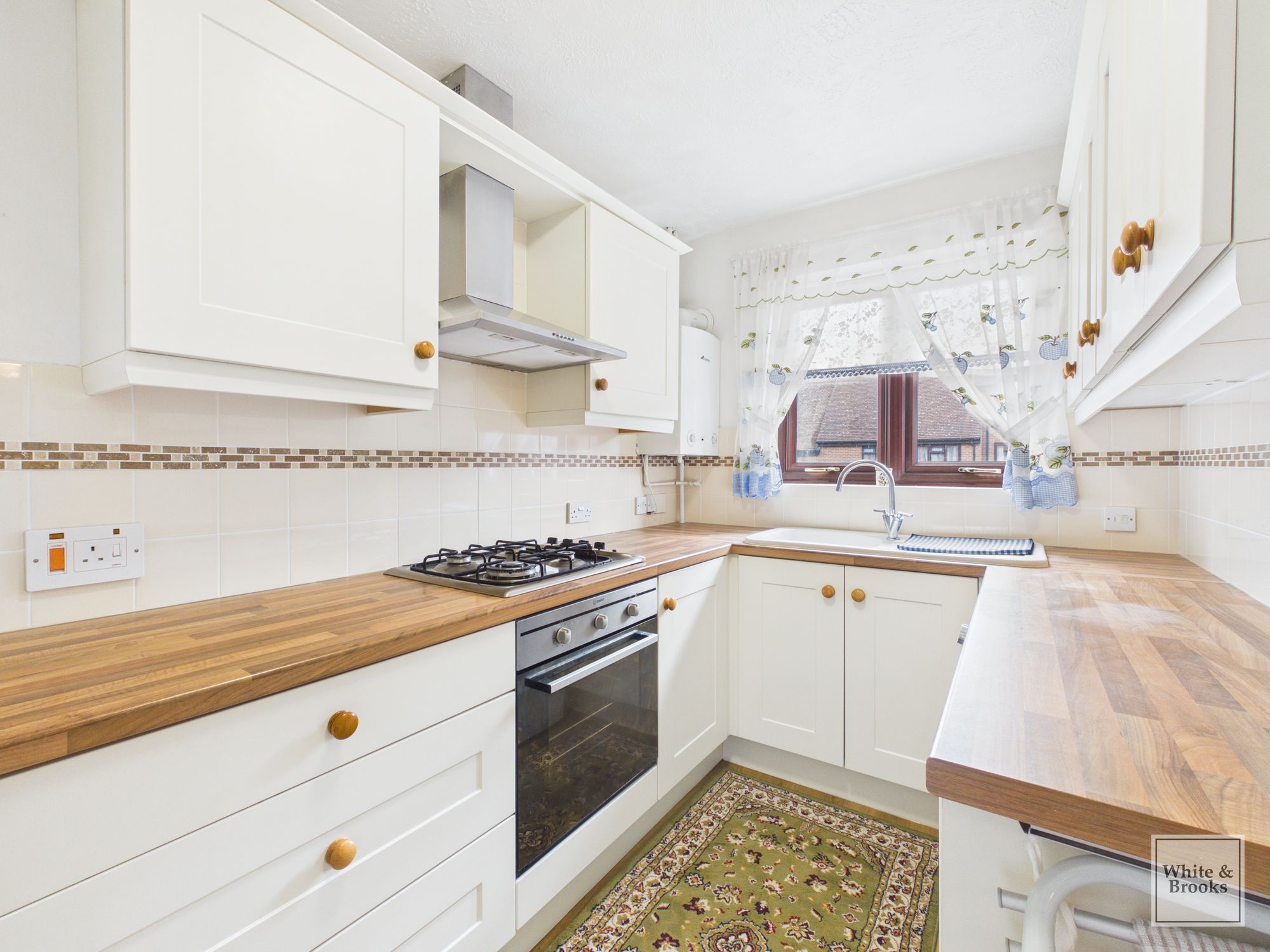 2 bed flat for sale in Felpham Road, Felpham, PO22  - Property Image 6