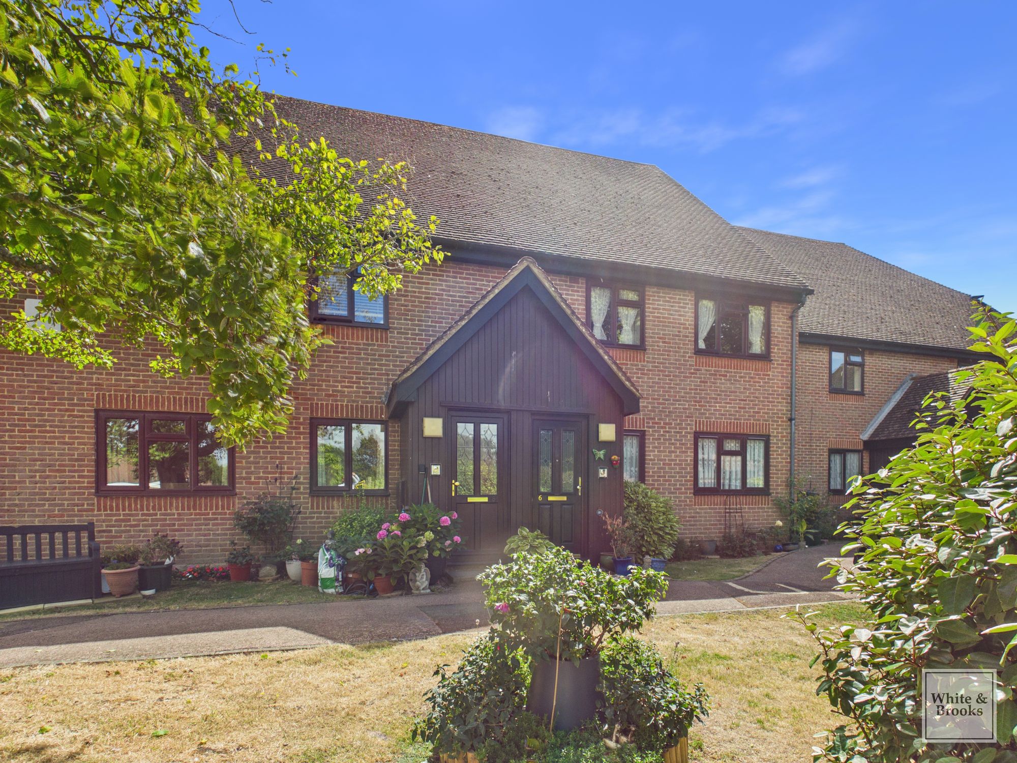 2 bed flat for sale in Felpham Road, Felpham, PO22  - Property Image 1