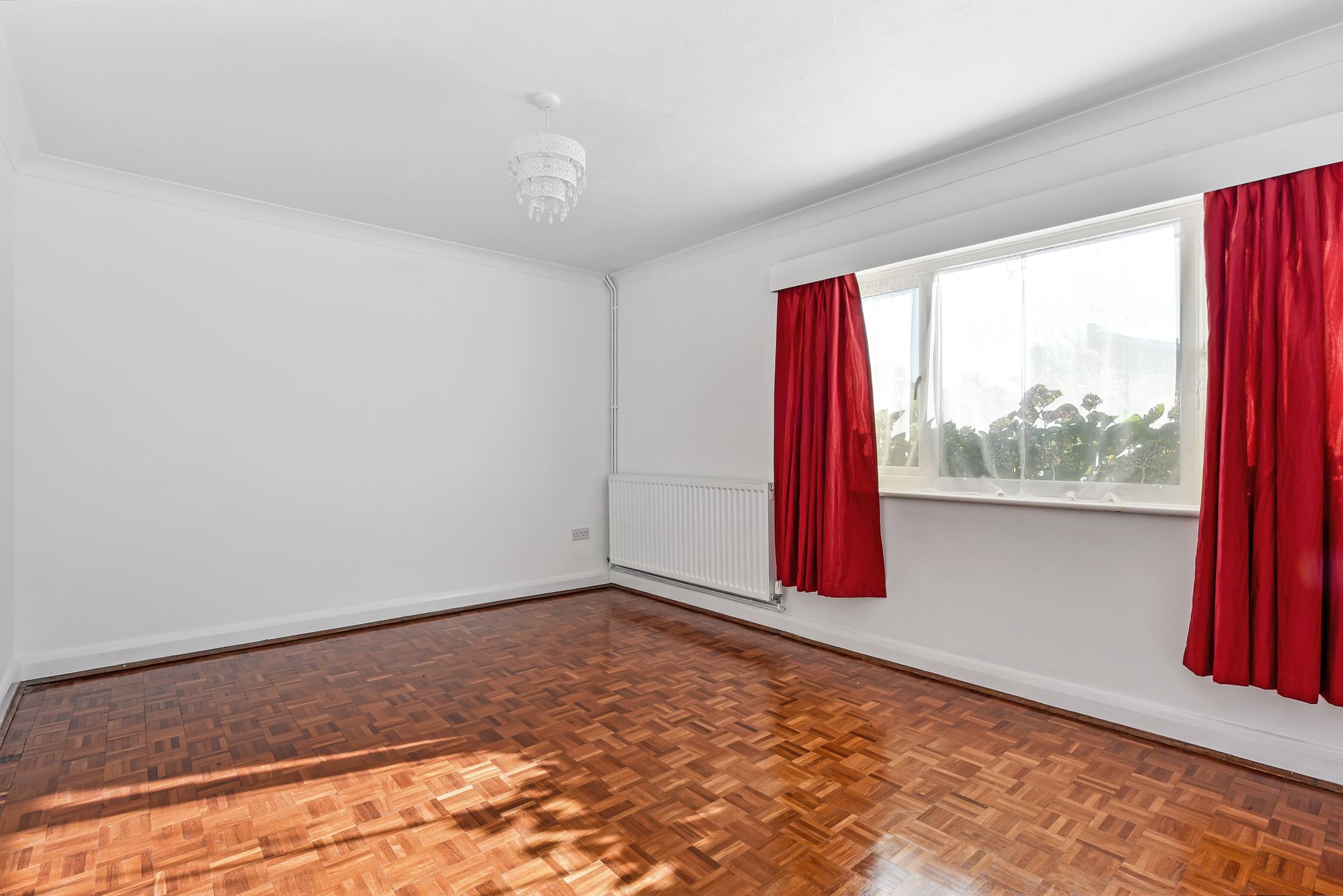 3 bed detached house for sale in Aldwick Place, Aldwick, PO21 4AD  - Property Image 6