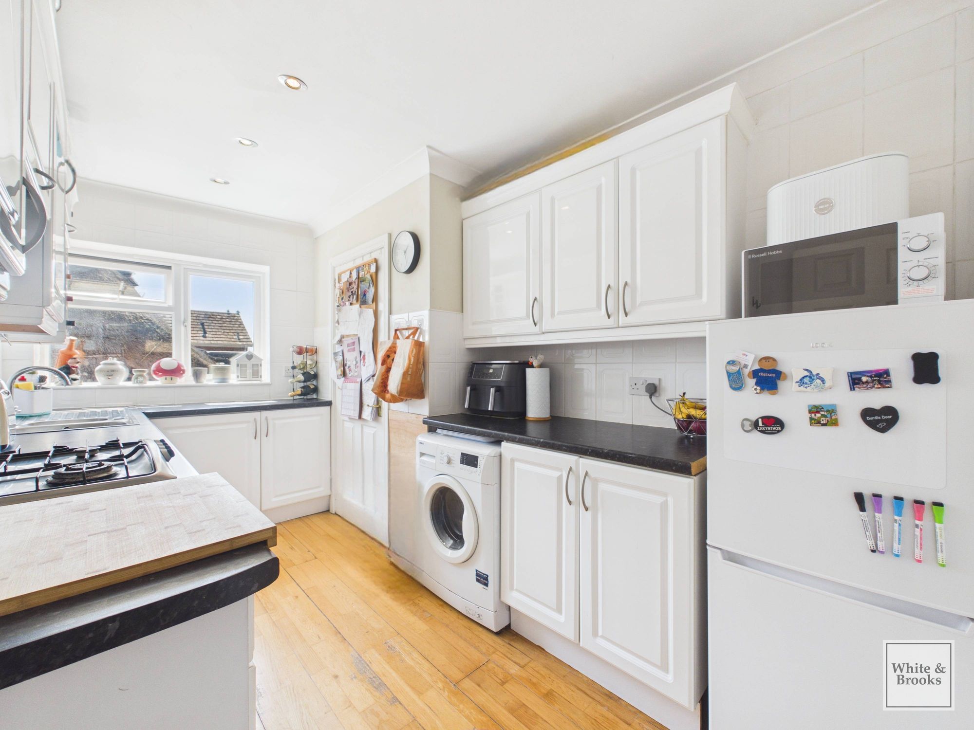2 bed flat for sale in Pagham Road, Pagham, PO21  - Property Image 7