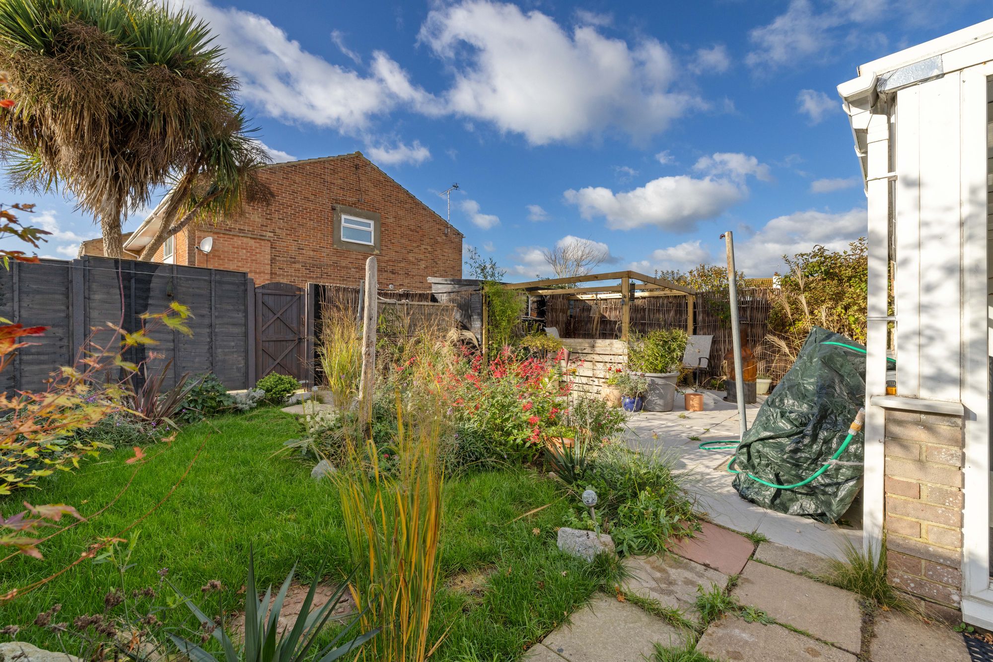 2 bed semi-detached bungalow for sale in The Causeway, Pagham, PO21 4PQ  - Property Image 14