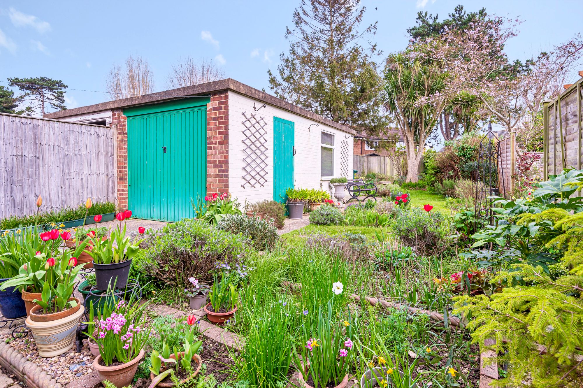 3 bed semi-detached house for sale in Wiston Avenue, Chichester, PO19 10