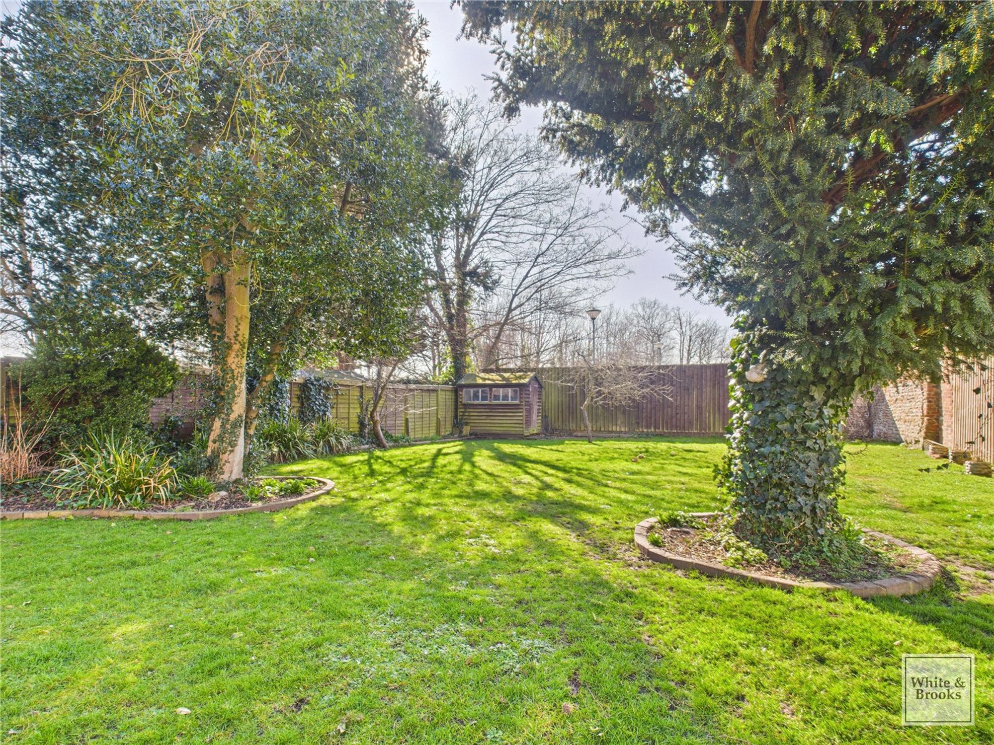 6 bed detached house for sale in Bersted Street, Bognor Regis, PO22 10
