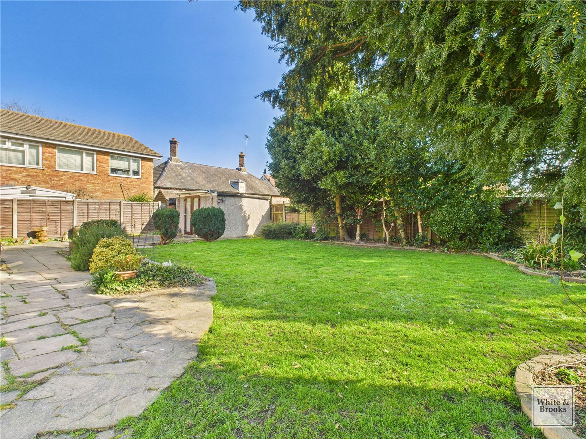 6 bed detached house for sale in Bersted Street, Bognor Regis, PO22 11