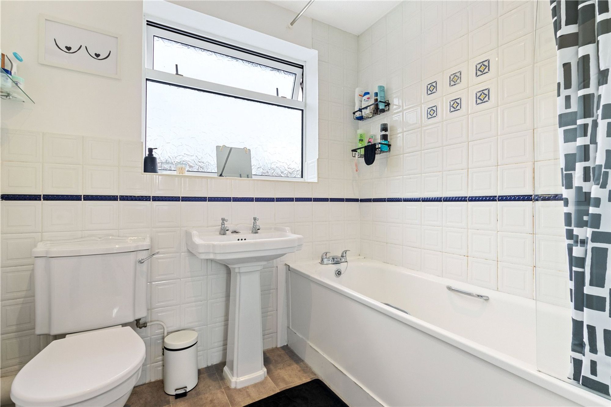3 bed mid-terraced house for sale in Pinewood Gardens, Bognor Regis, PO21 7
