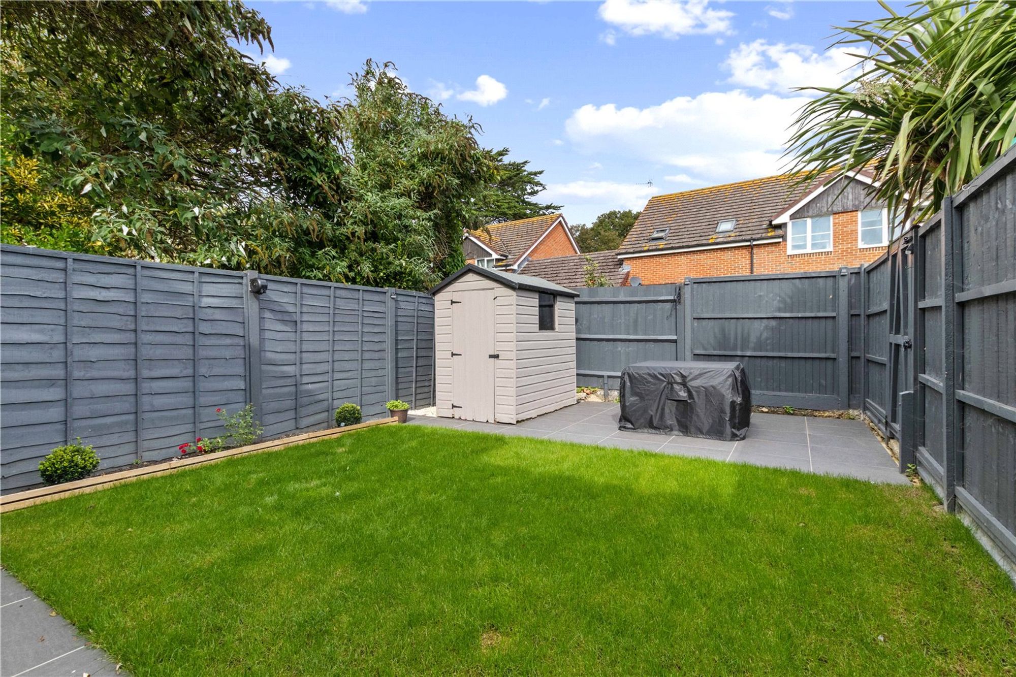 3 bed mid-terraced house for sale in Pinewood Gardens, Bognor Regis, PO21 8