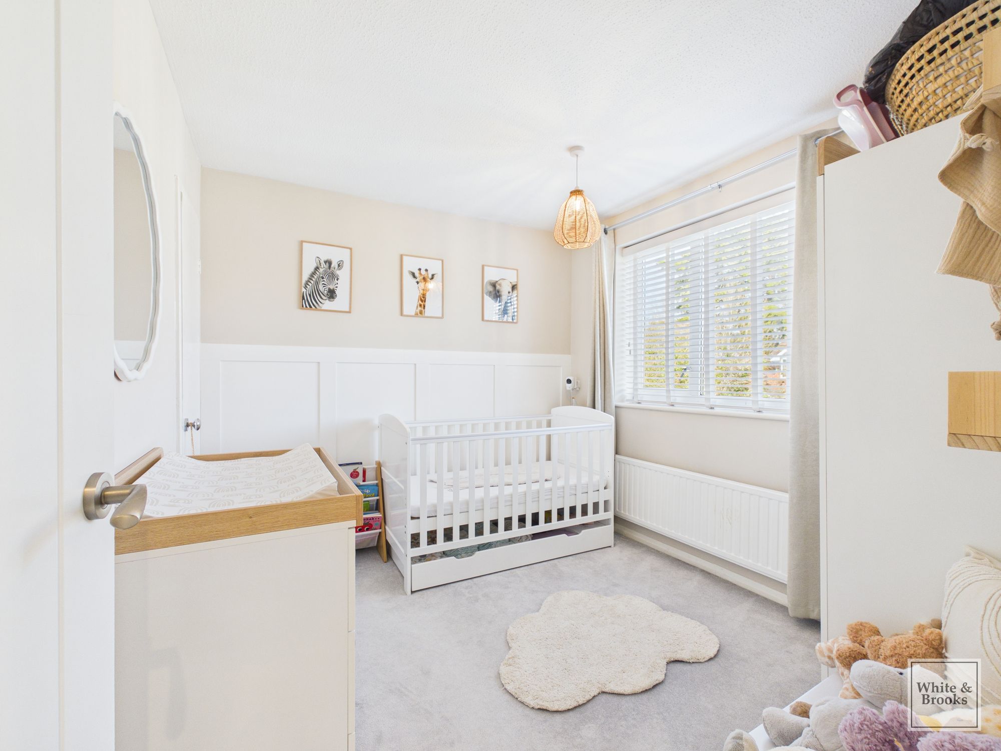 3 bed mid-terraced house for sale in Pinewood Gardens, Bognor Regis, PO21 4