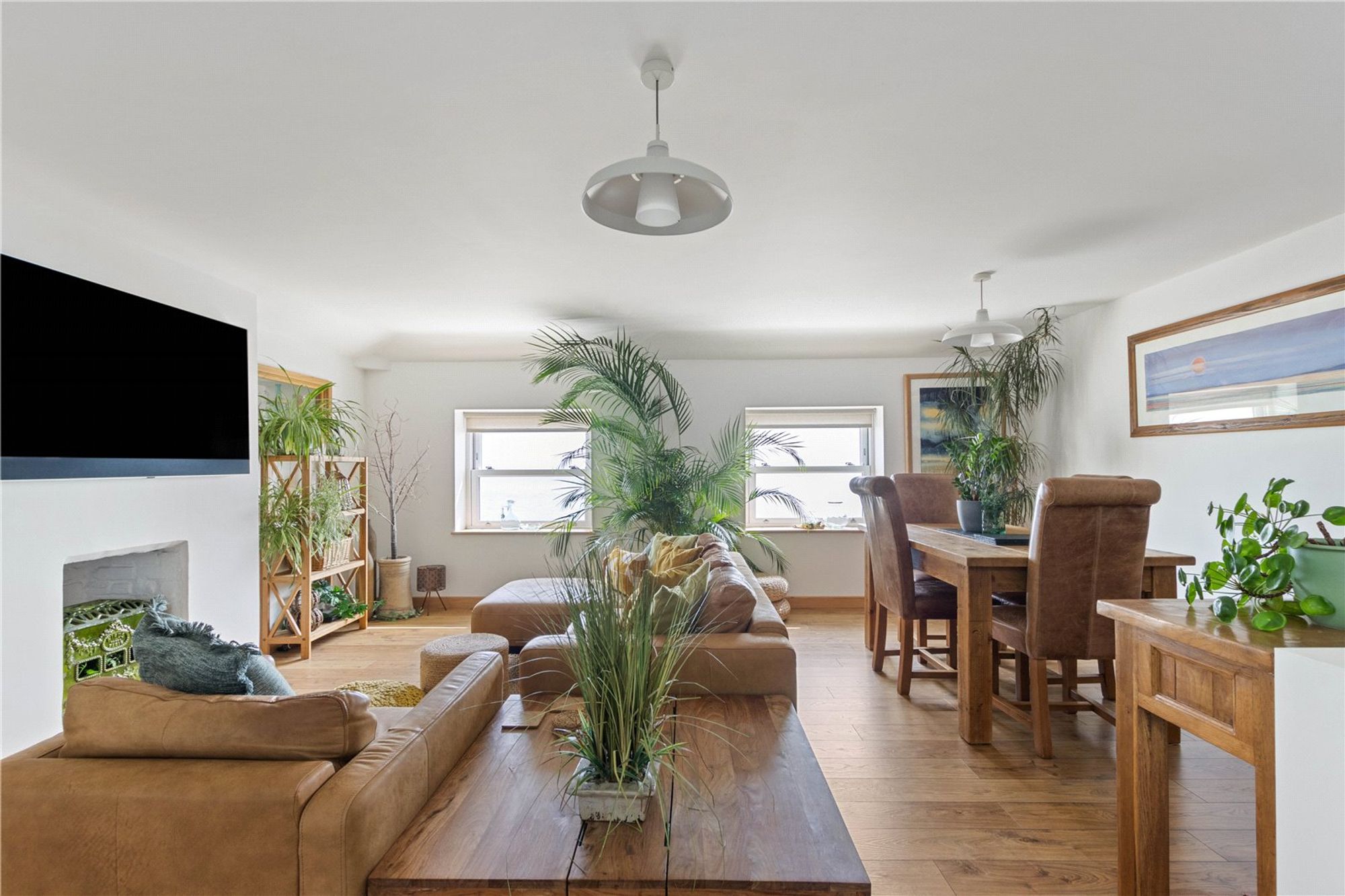 2 bed apartment for sale in The Esplanade, Bognor Regis, PO21  - Property Image 2