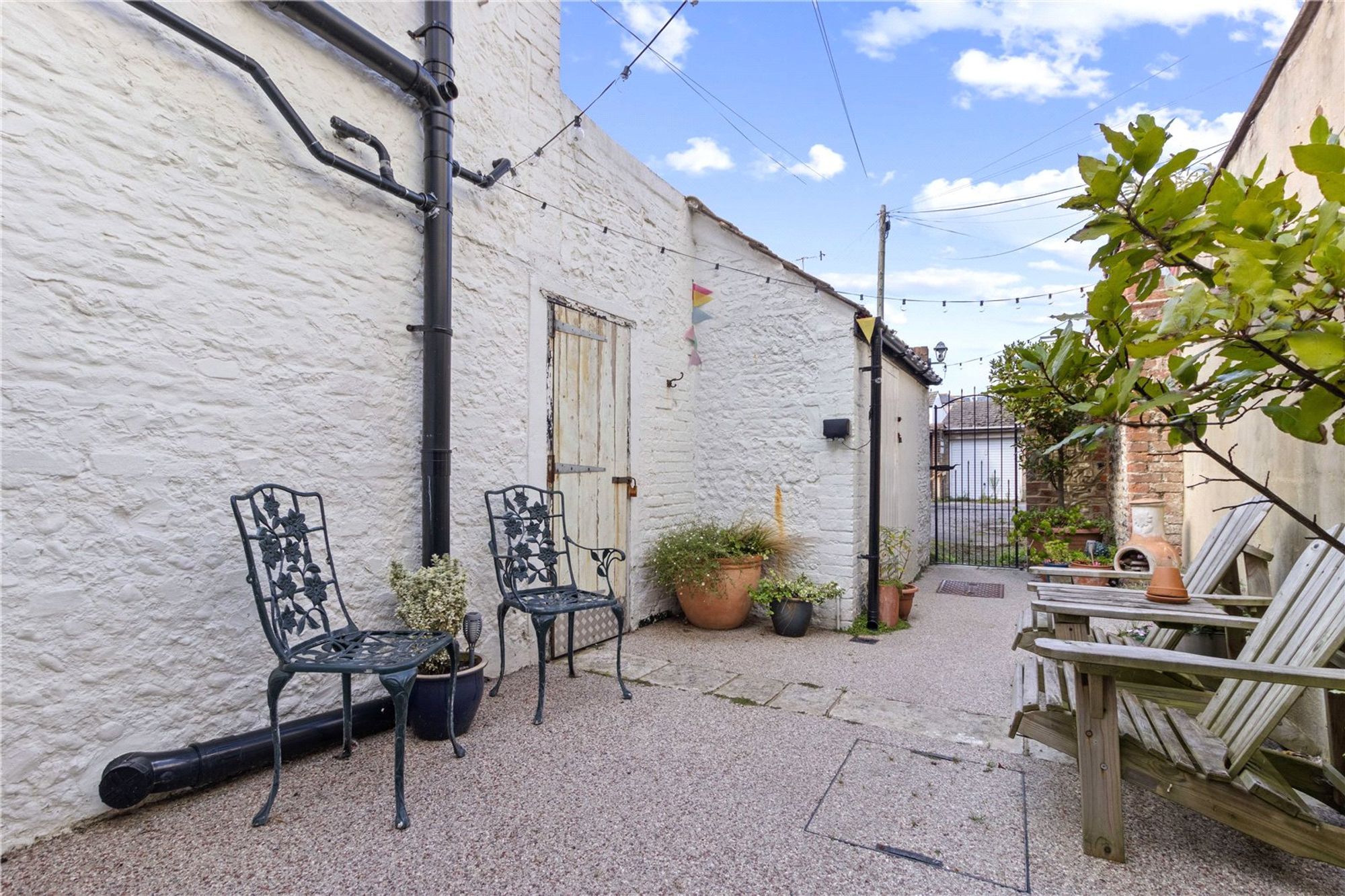 2 bed apartment for sale in The Esplanade, Bognor Regis, PO21 18