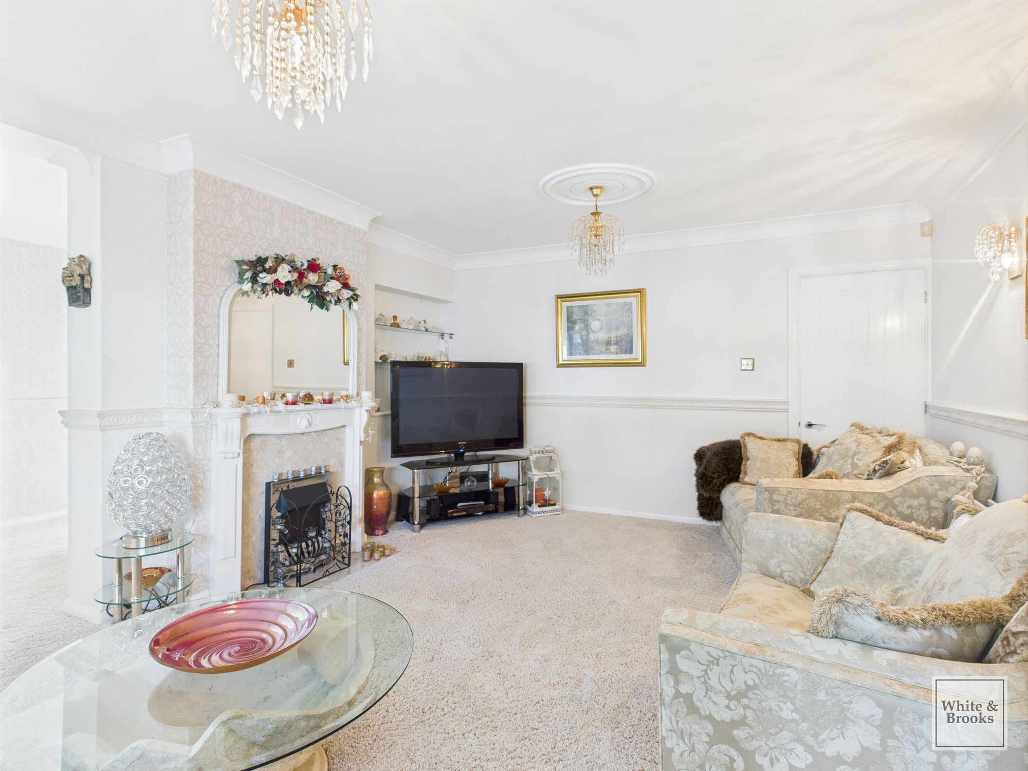 4 bed detached house for sale in Coniston Close, Felpham, PO22 8ND  - Property Image 2