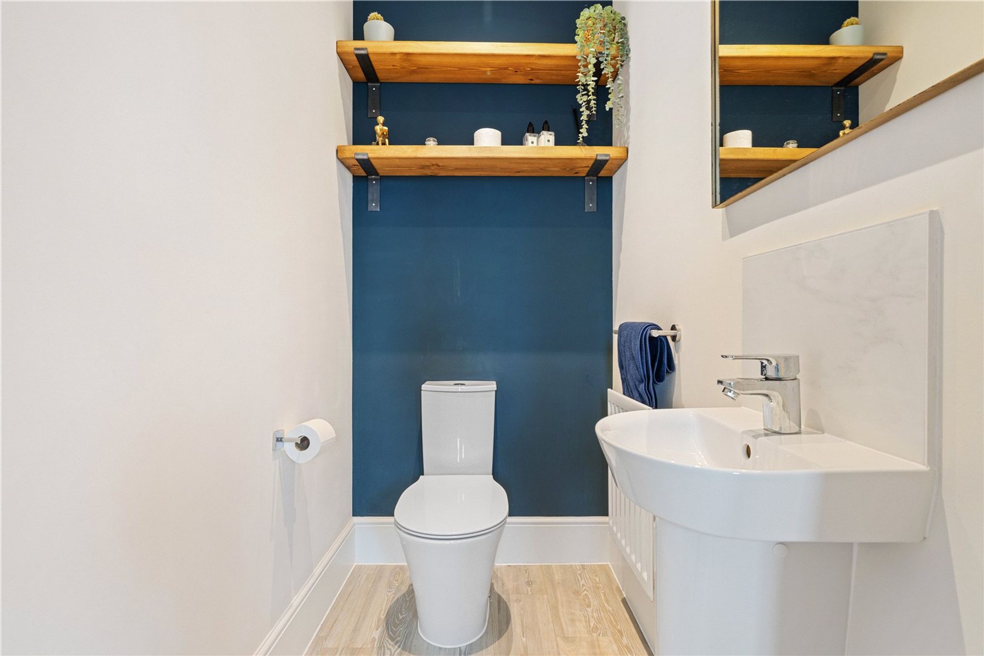 3 bed detached house for sale in Fennel Drive, Chichester, PO20  - Property Image 9