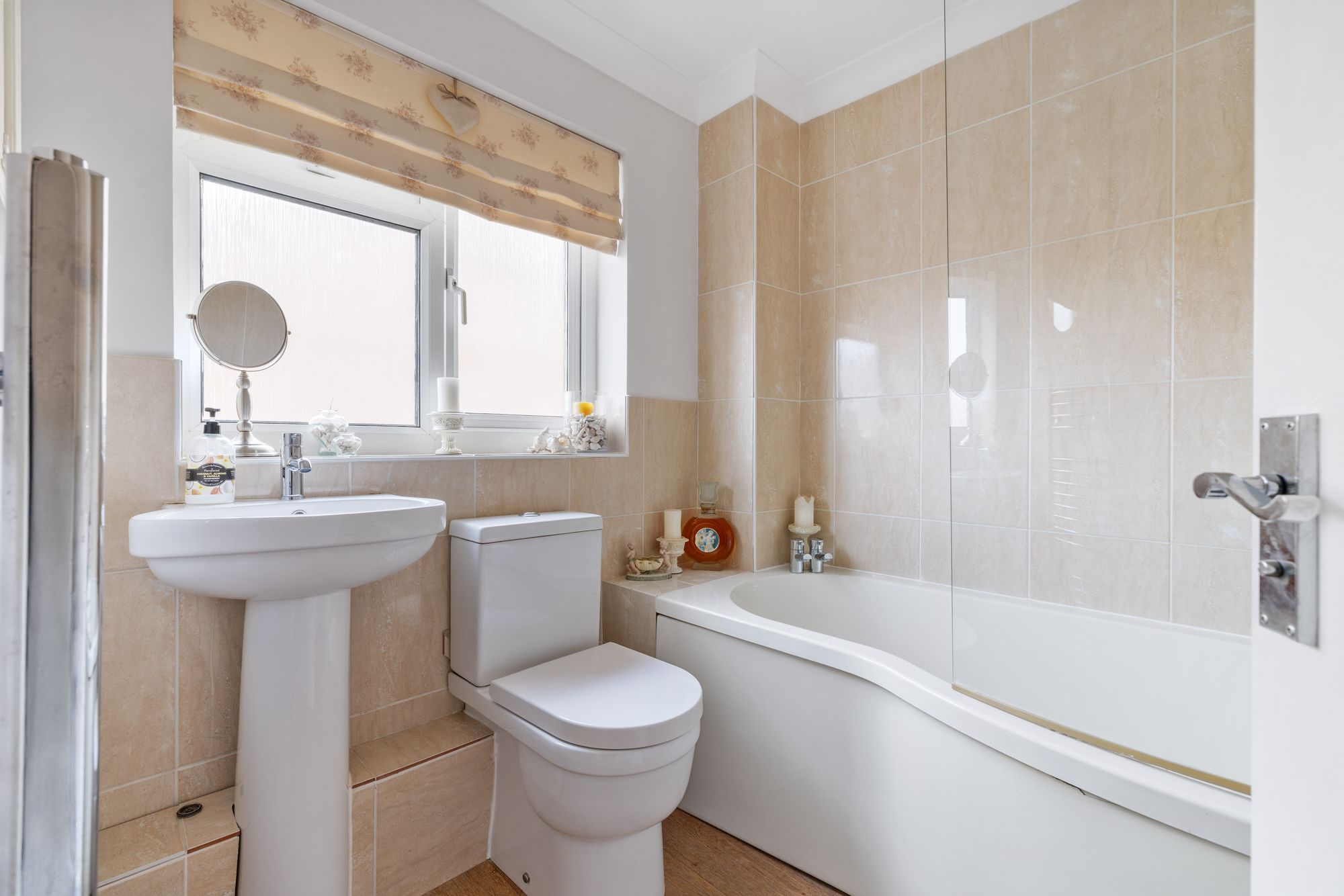 3 bed detached house for sale in Rosemary Close, Rose Green, PO21 3UB  - Property Image 6