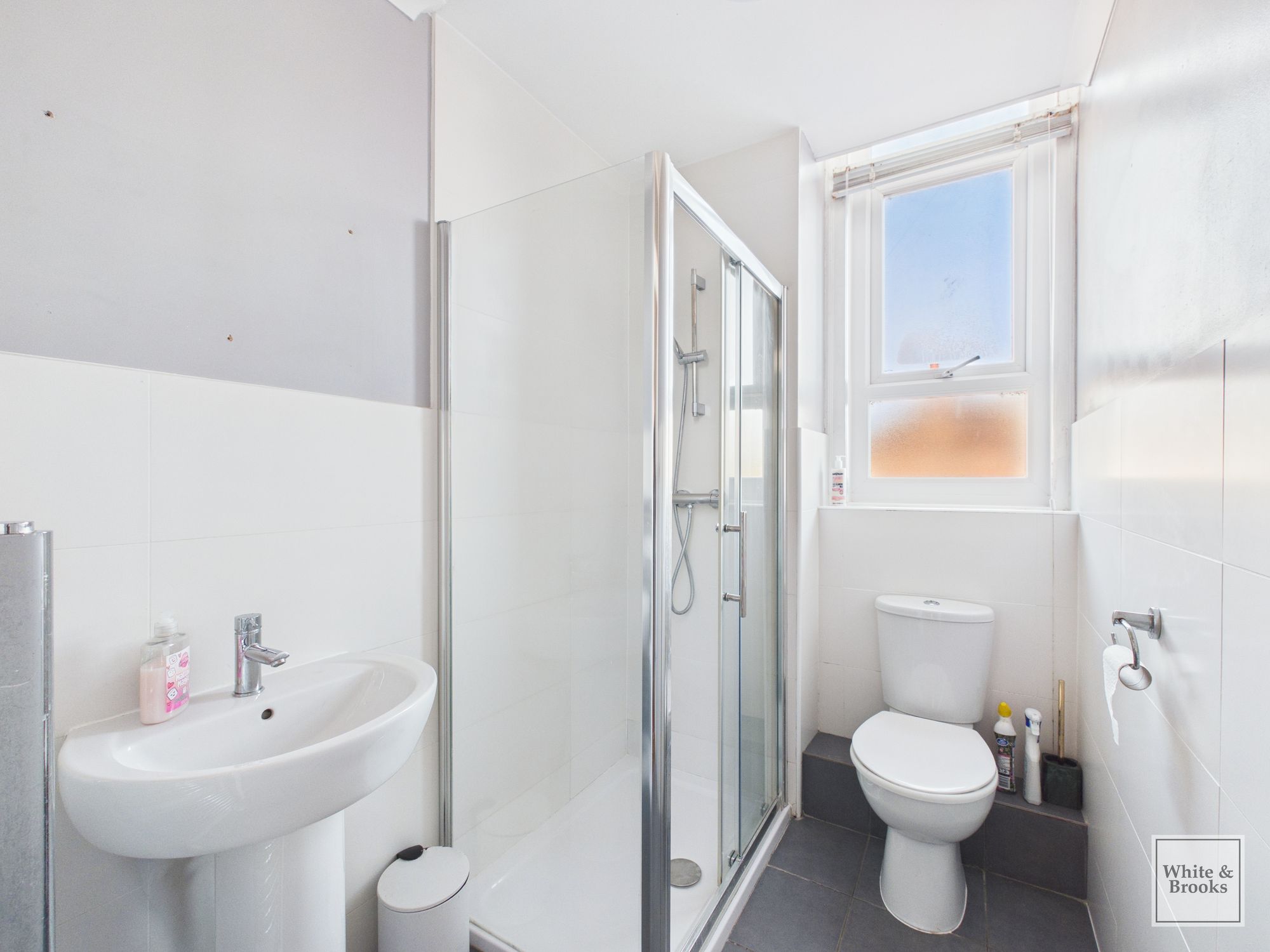 2 bed flat for sale in Annandale Avenue, Colebrook House, PO21  - Property Image 6