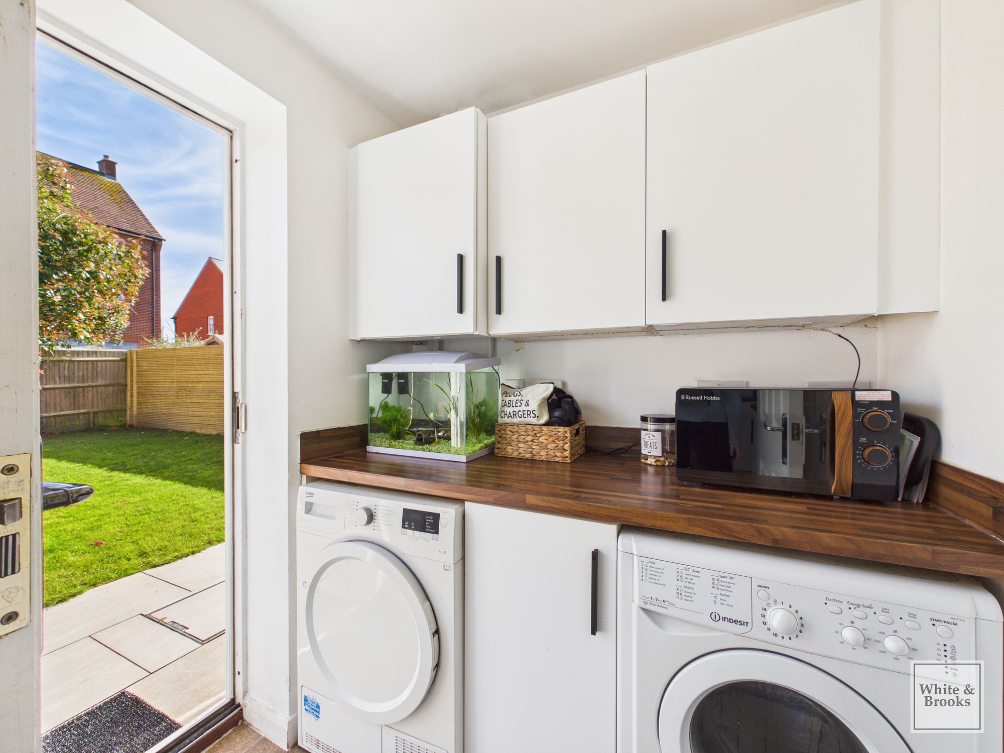 3 bed semi-detached house for sale in Clover Mead, Felpham, PO22  - Property Image 16