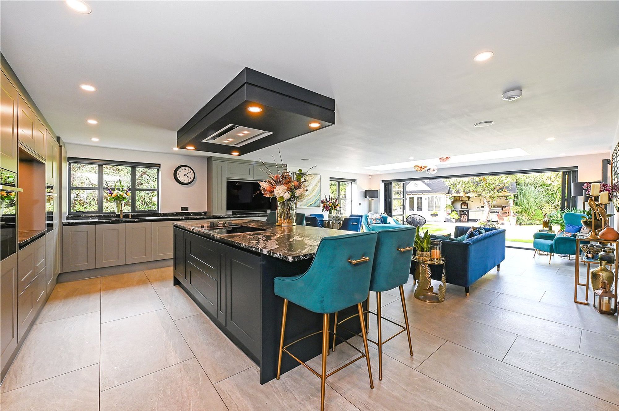 5 bed detached house for sale in West Close, Felpham, PO22  - Property Image 2