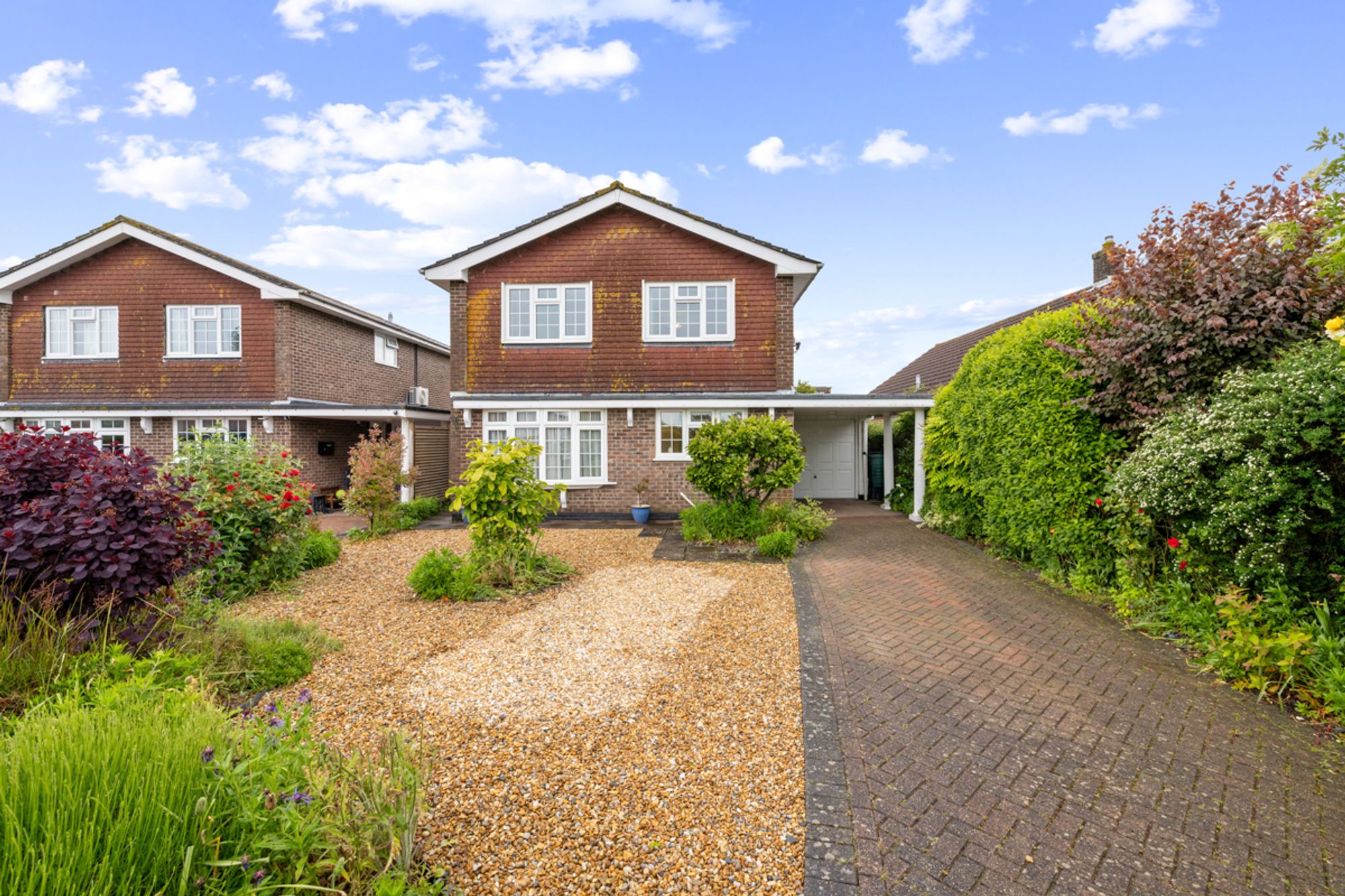 4 bed detached house for sale in Newport Drive, Fishbourne, PO19 - Property Image 1