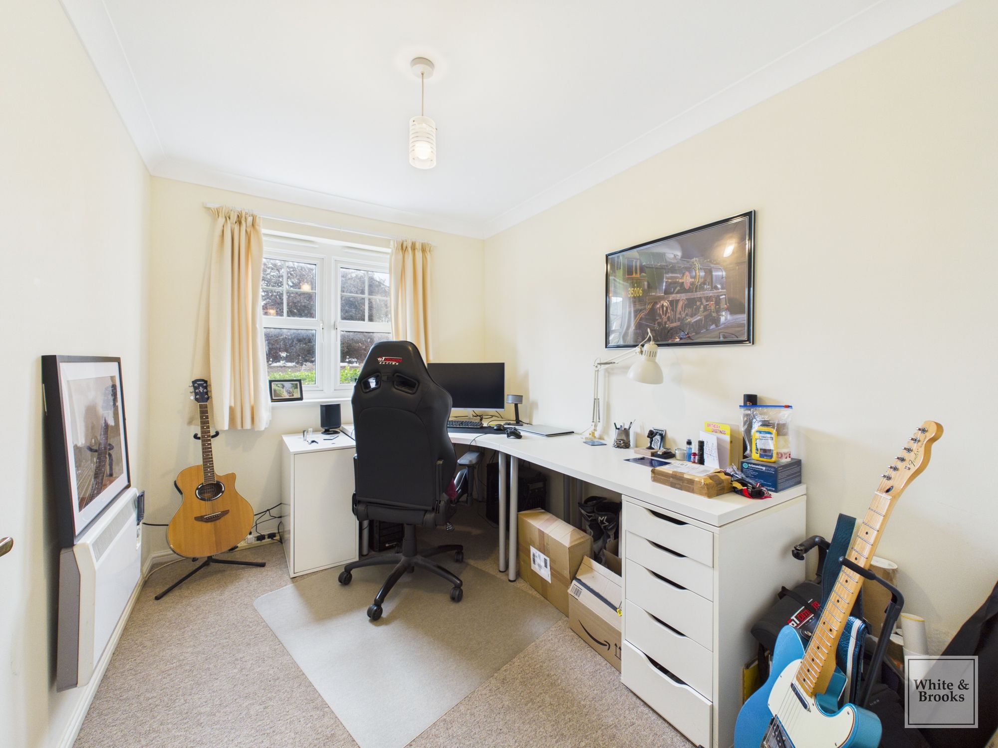 2 bed apartment for sale in Bewick Gardens, Chichester, PO19 5