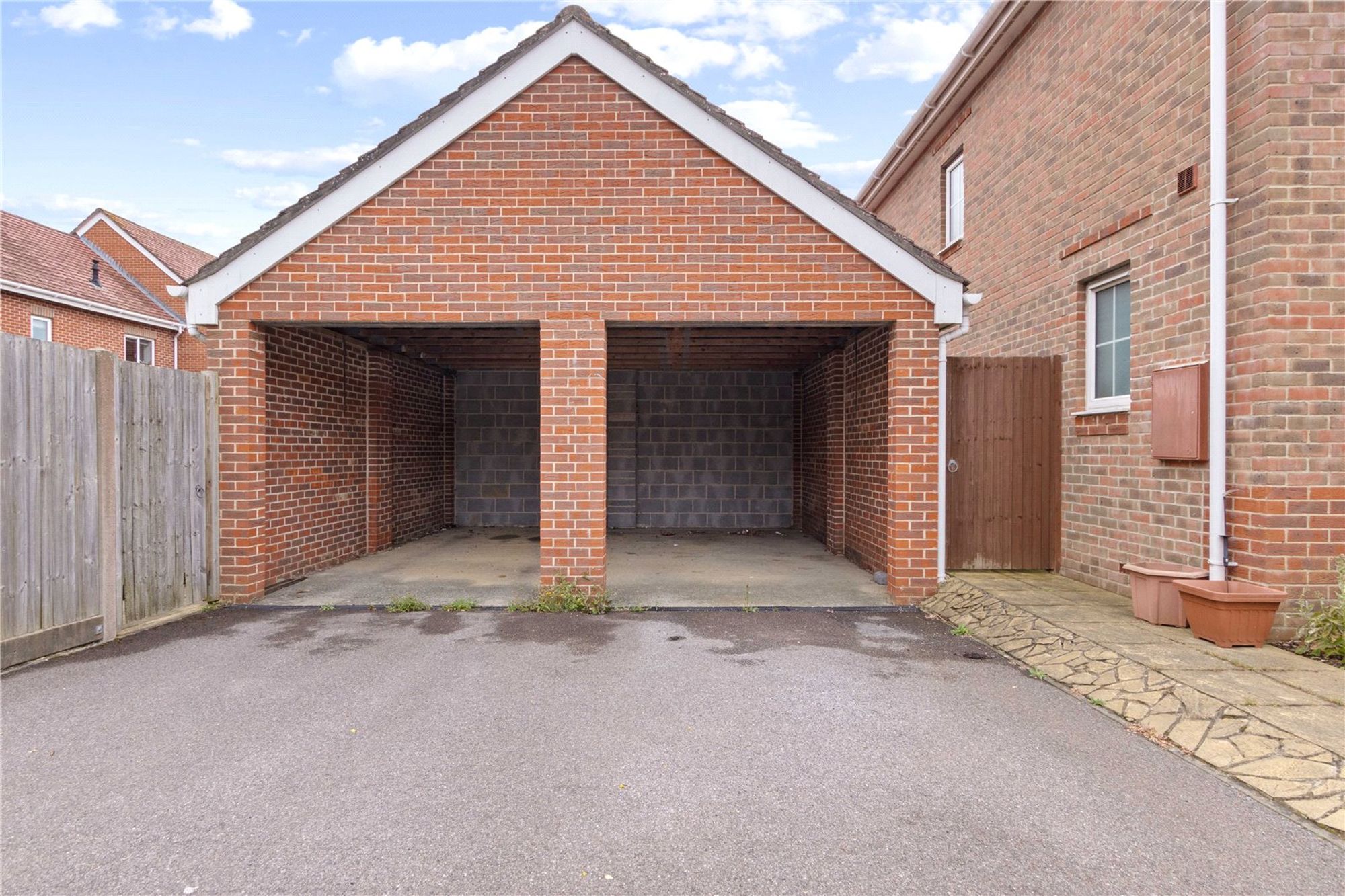 3 bed mid-terraced house for sale in Blackberry Copse, Felpham, PO22 12