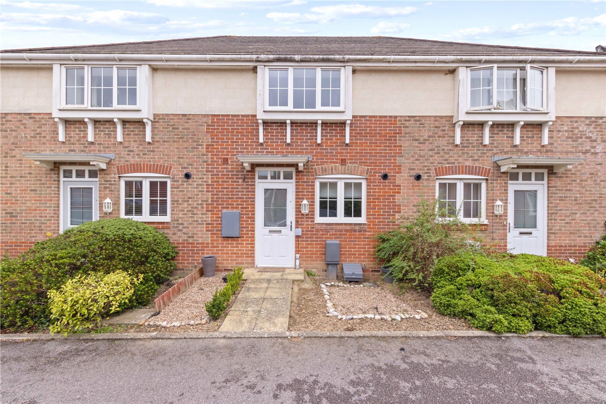 3 bed mid-terraced house for sale in Blackberry Copse, Felpham, PO22  - Property Image 1