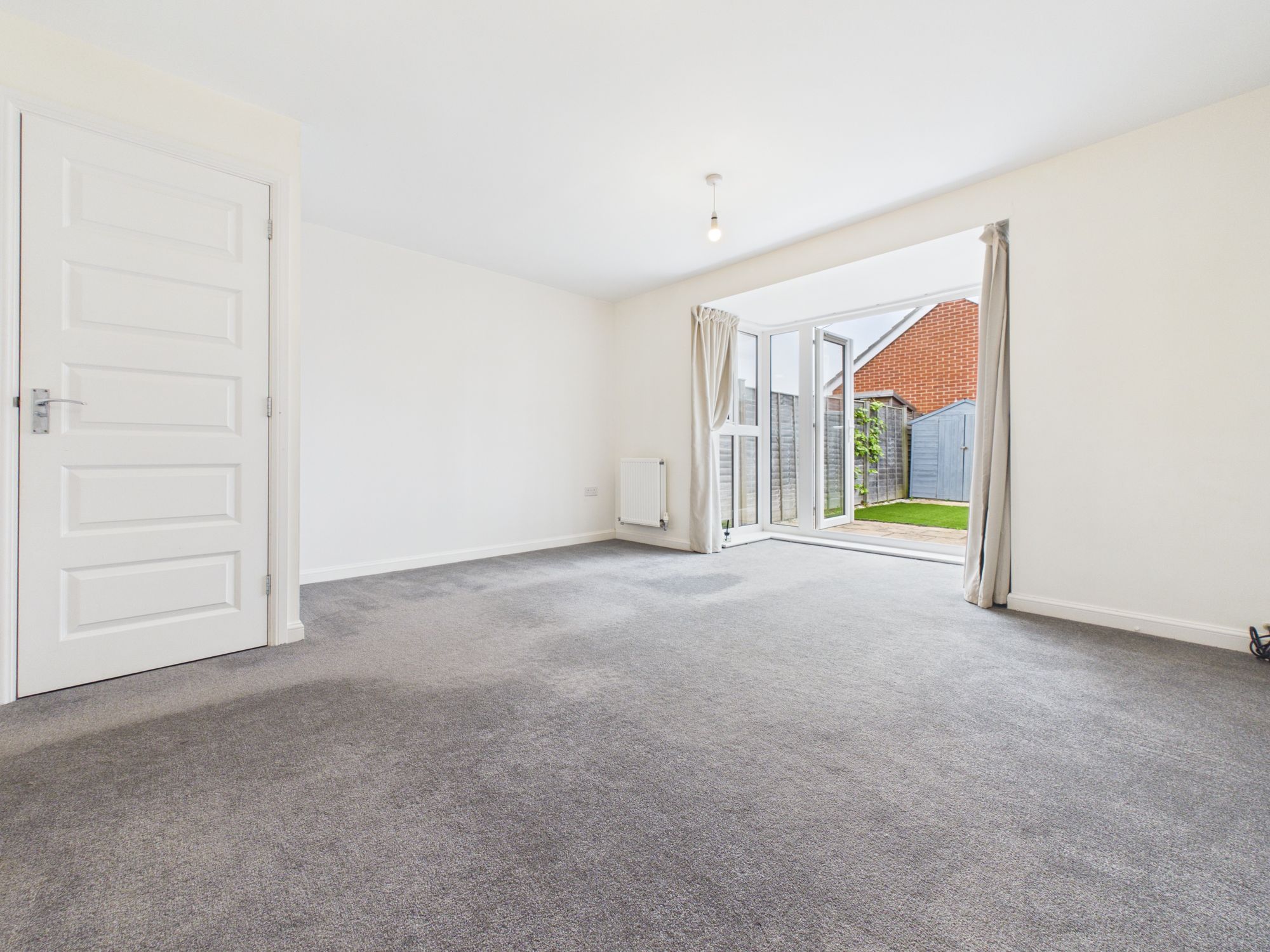 3 bed mid-terraced house for sale in Blackberry Copse, Felpham, PO22 2