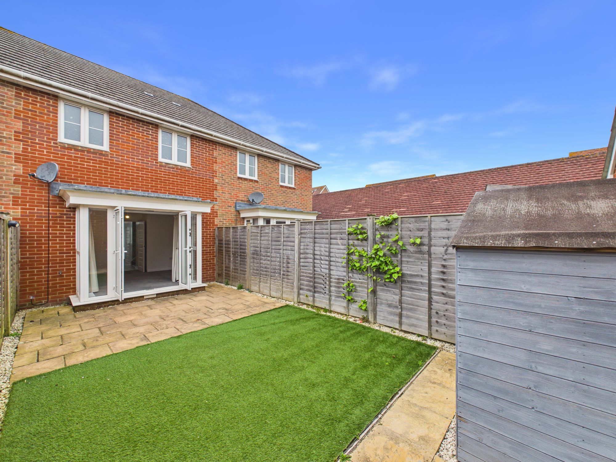 3 bed mid-terraced house for sale in Blackberry Copse, Felpham, PO22 16