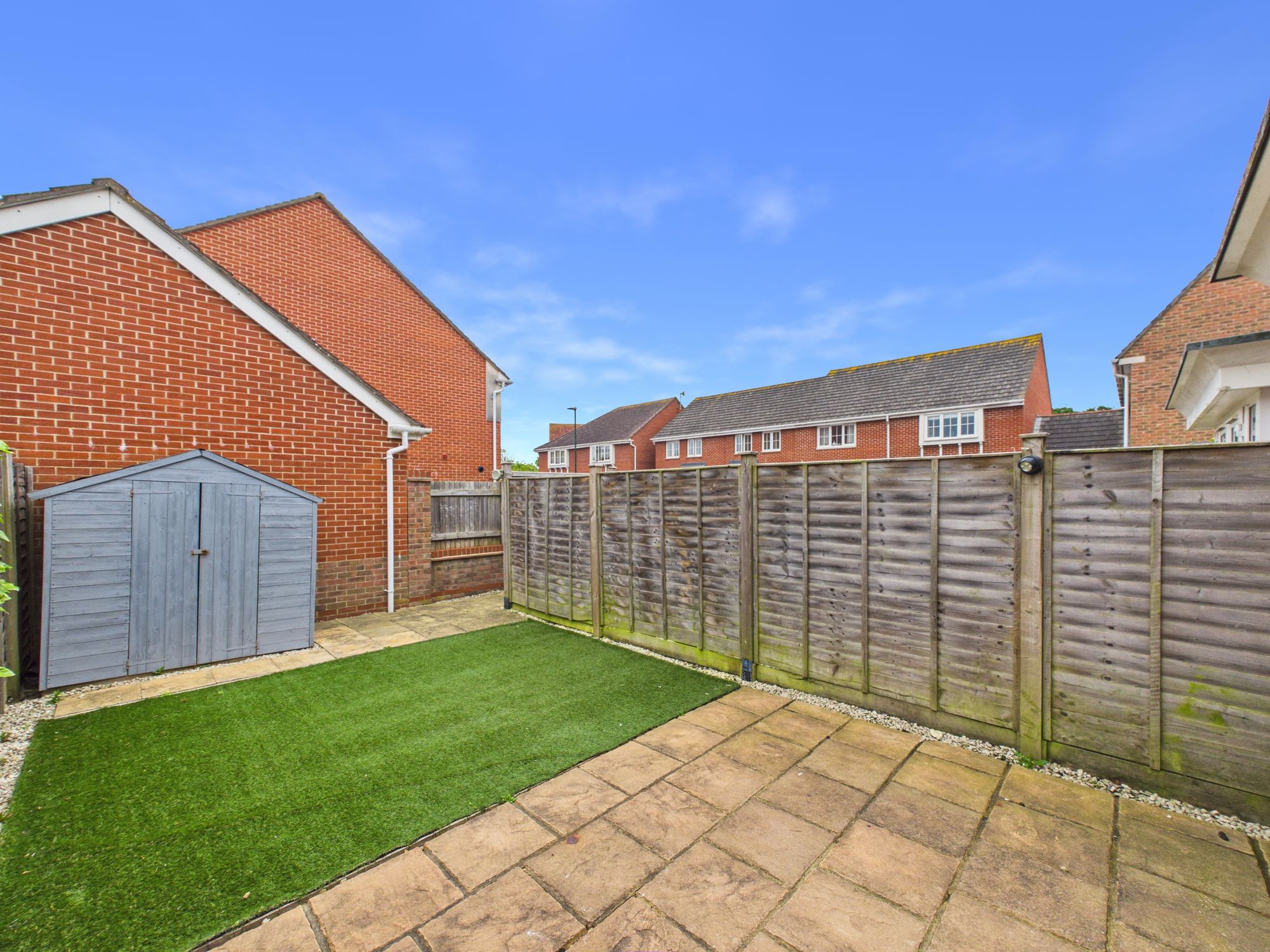 3 bed mid-terraced house for sale in Blackberry Copse, Felpham, PO22  - Property Image 19