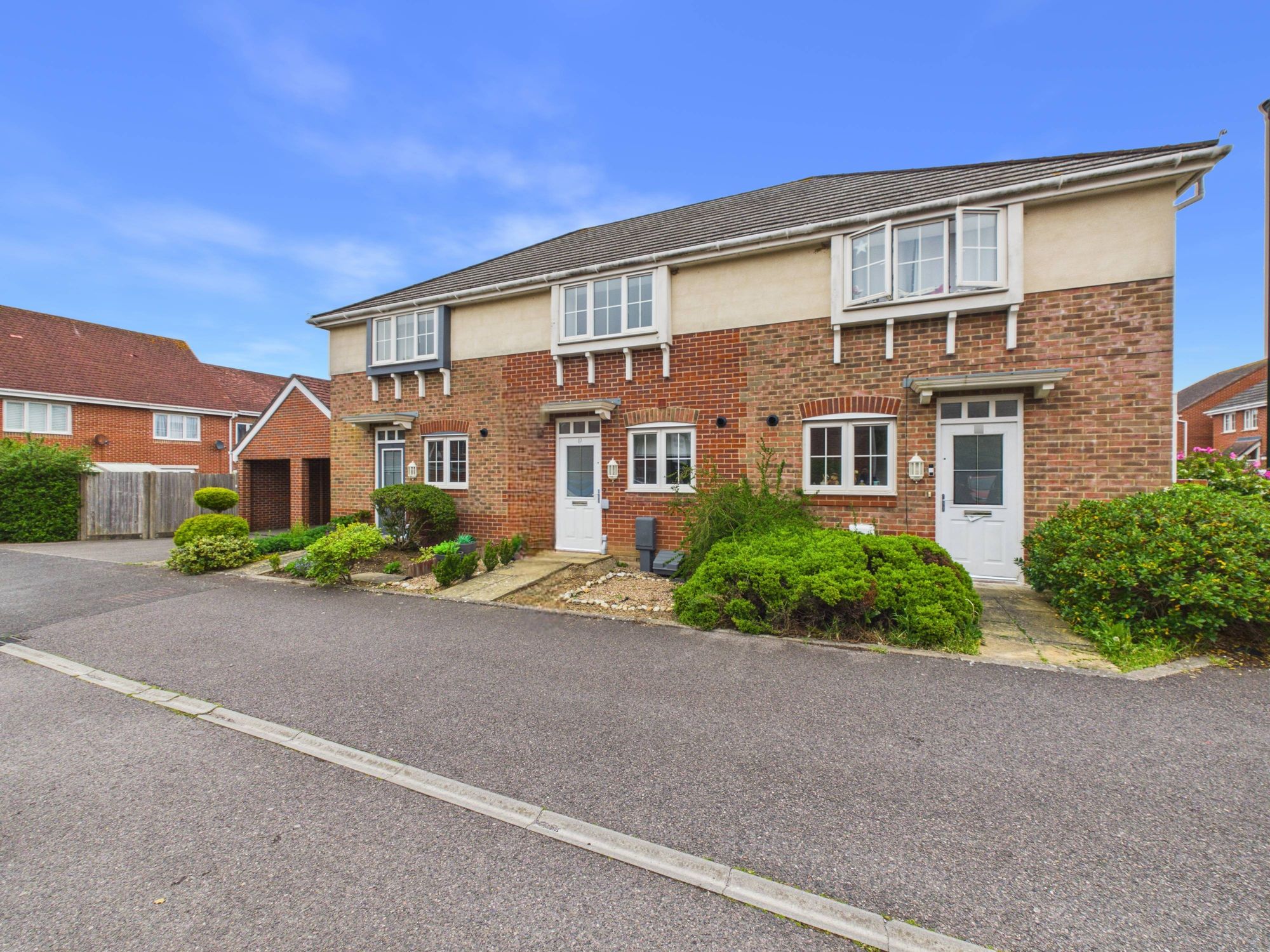 3 bed mid-terraced house for sale in Blackberry Copse, Felpham, PO22  - Property Image 1