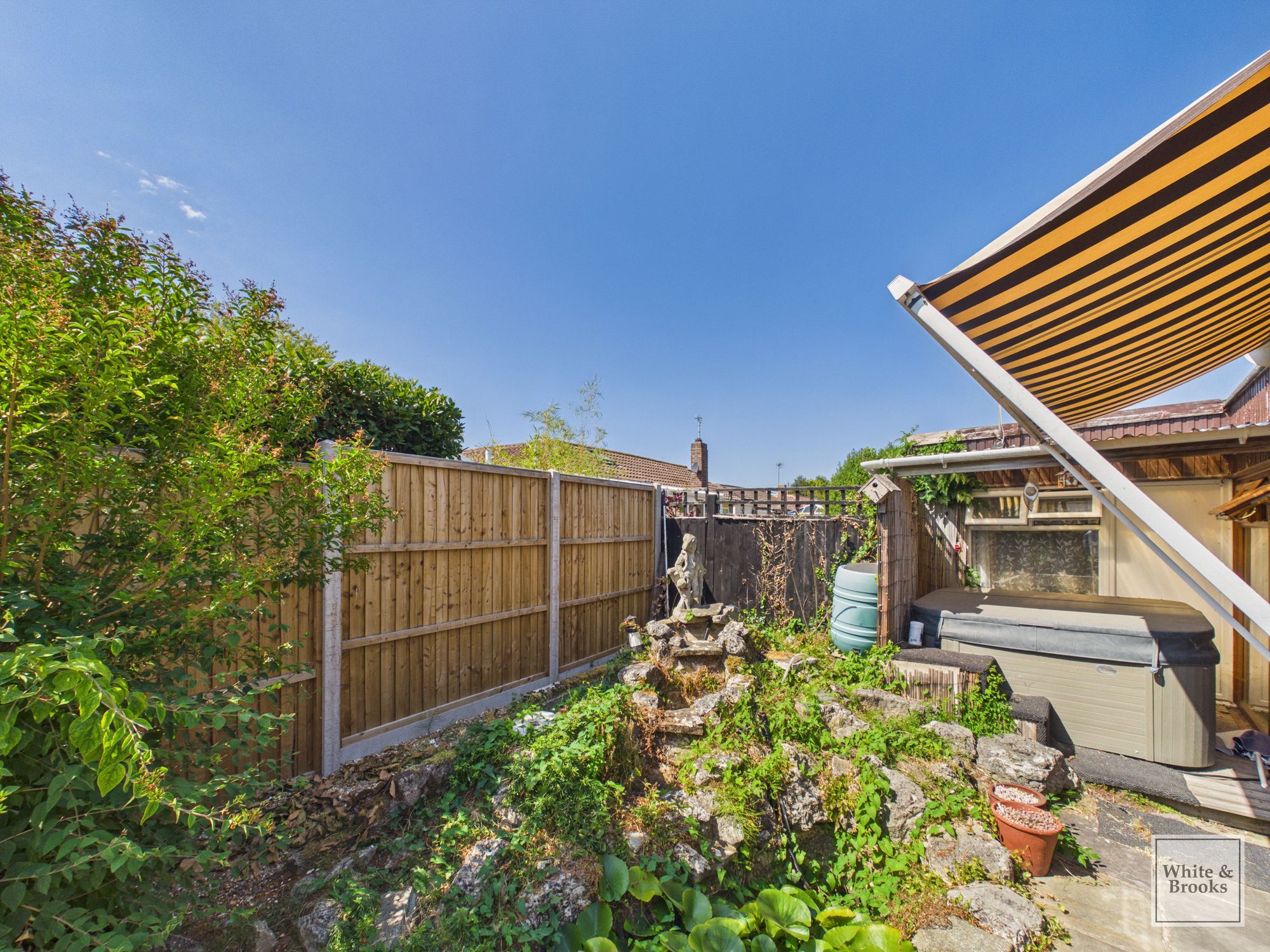 4 bed detached bungalow for sale in Shirley Drive, Felpham, PO22 24