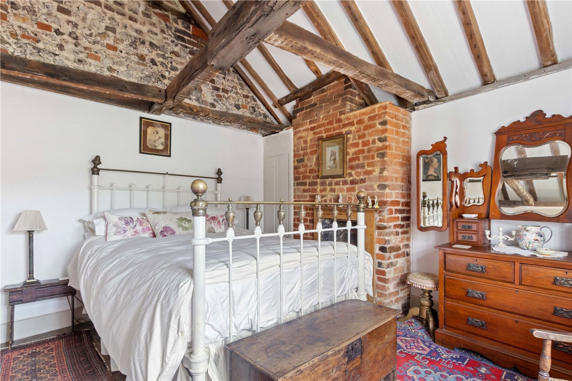6 bed for sale in Tower Street, Chichester, PO19  - Property Image 6