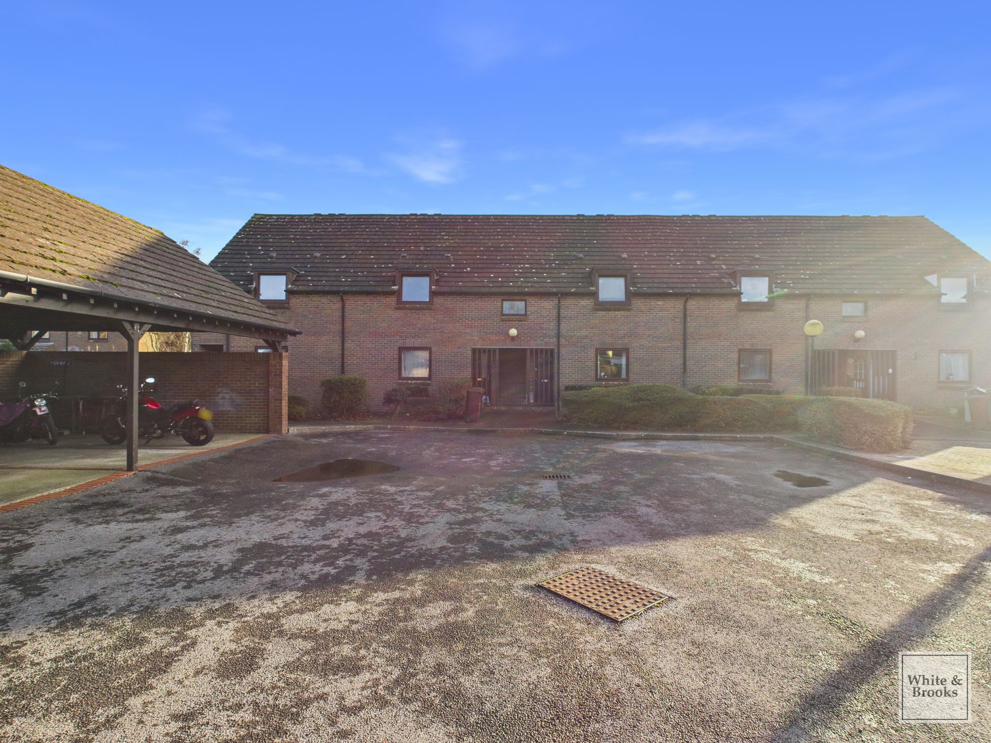 1 bed apartment for sale in William Road, Chichester, PO19 - Property Image 1