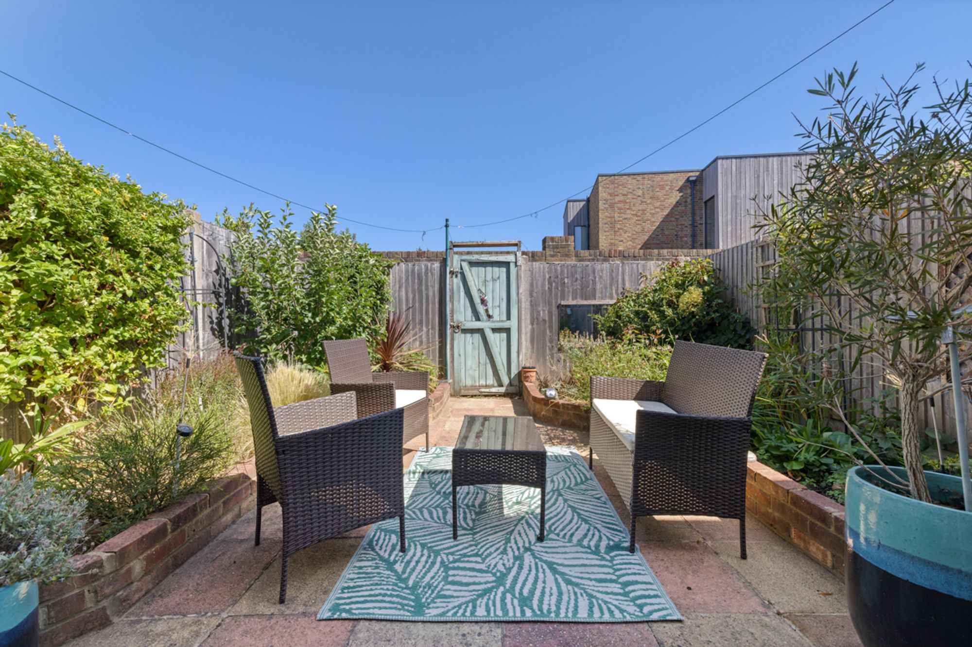 3 bed terraced house for sale in Littlefield Road, Chichester, PO19  - Property Image 16