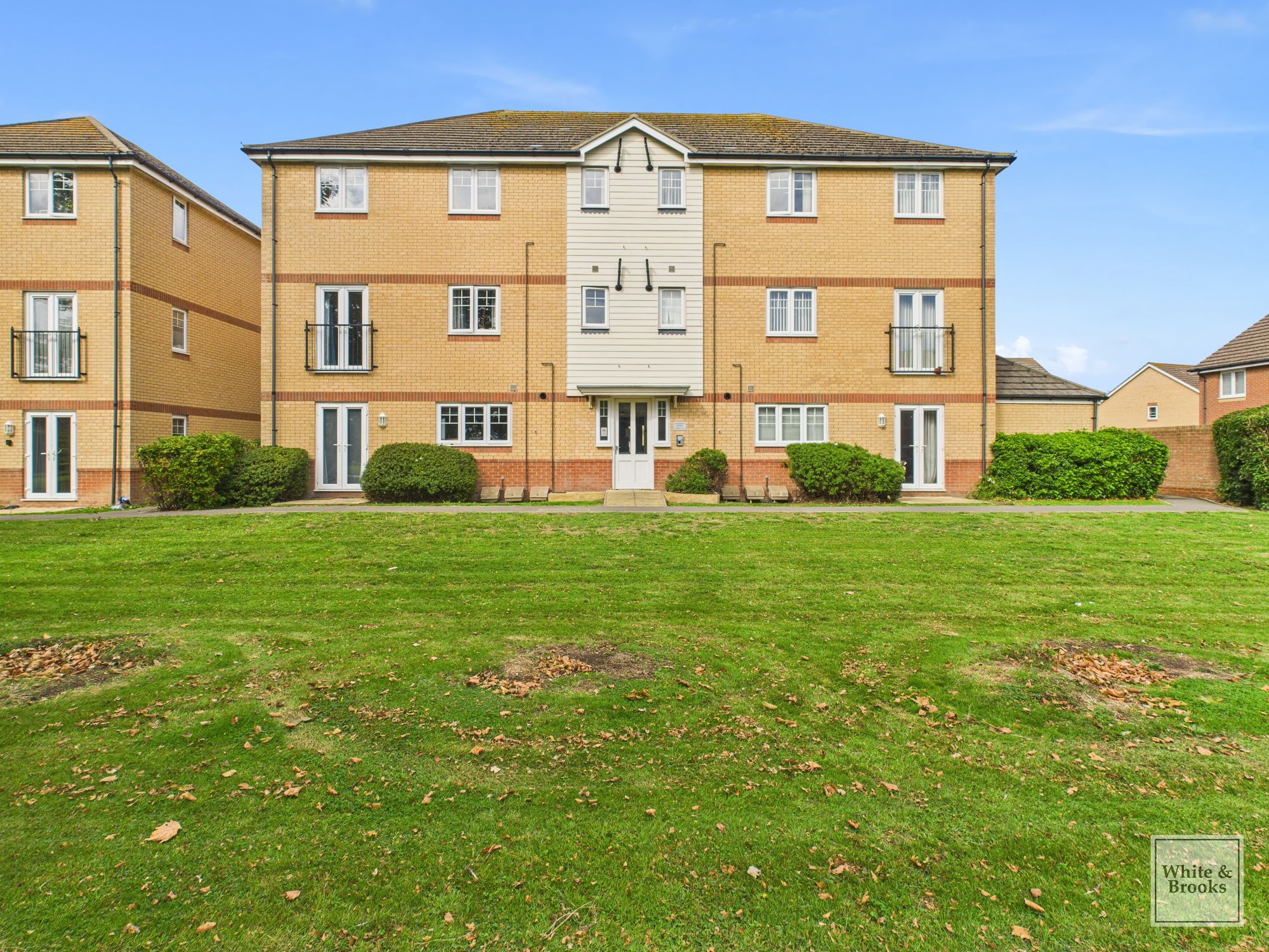 2 bed flat for sale in Adlington Gardens, Adlington House, PO21  - Property Image 1