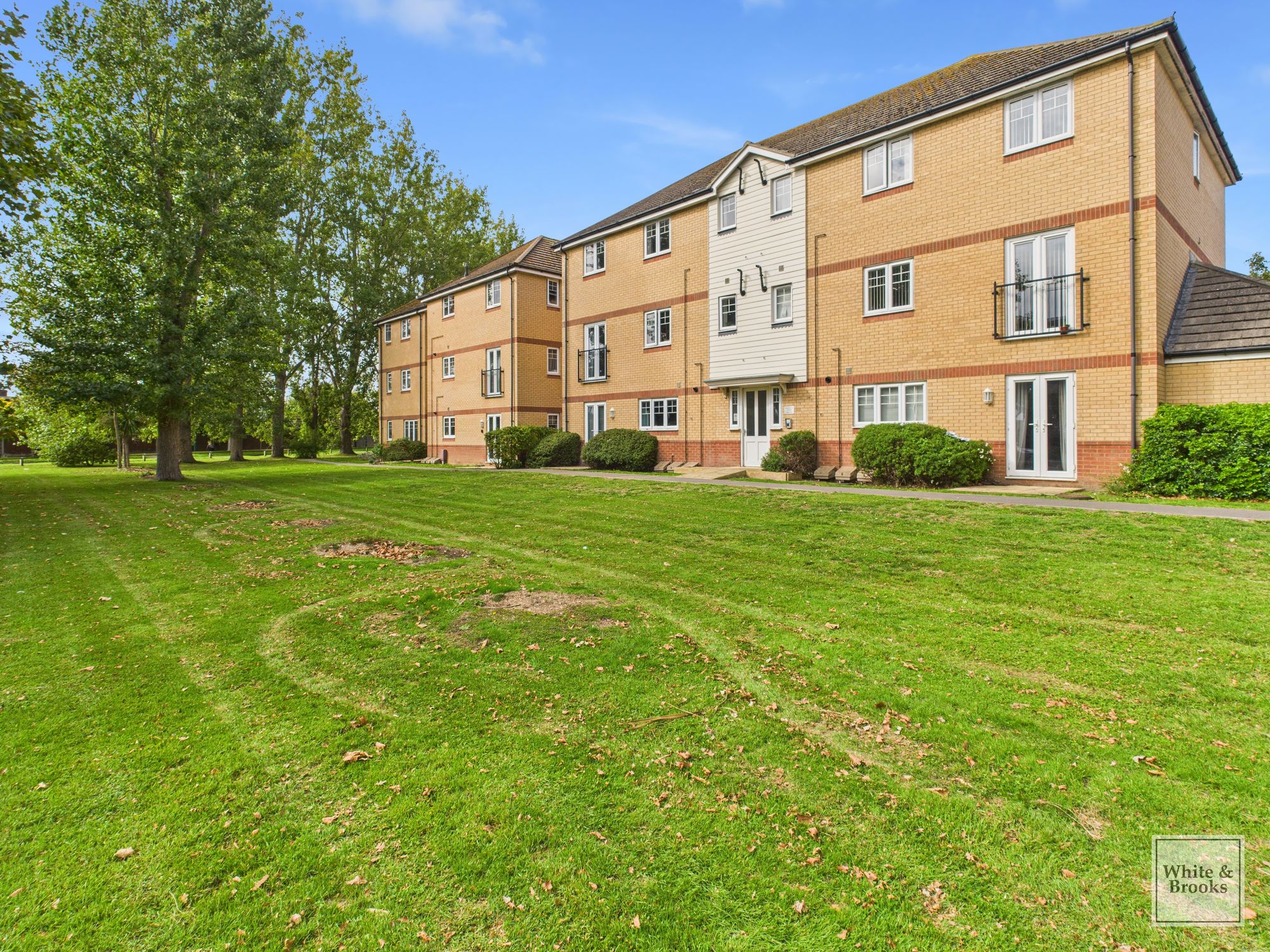 2 bed flat for sale in Adlington Gardens, Adlington House, PO21  - Property Image 14