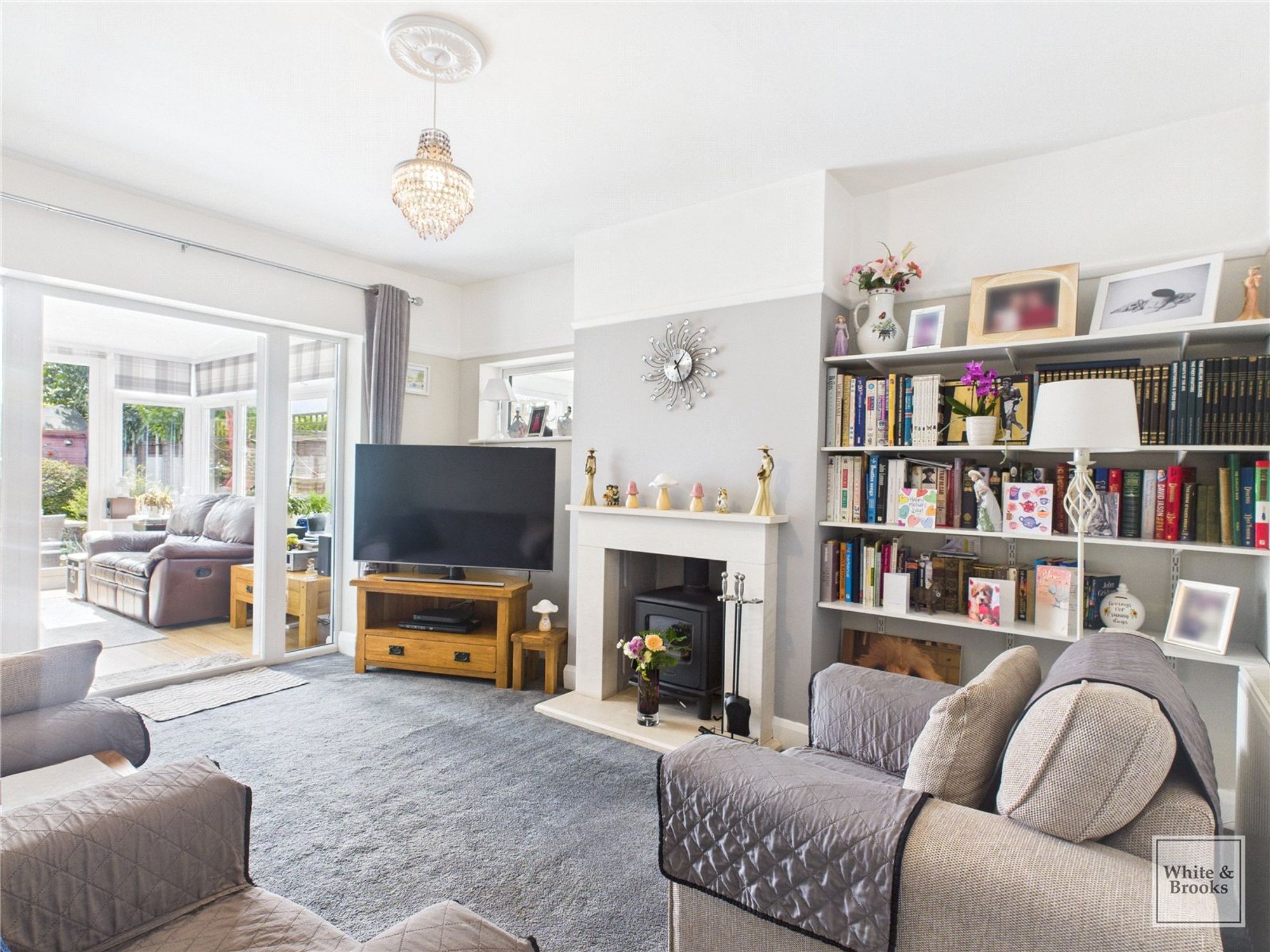 2 bed detached bungalow for sale in Aldwick Gardens, Aldwick, PO21 3QT  - Property Image 2