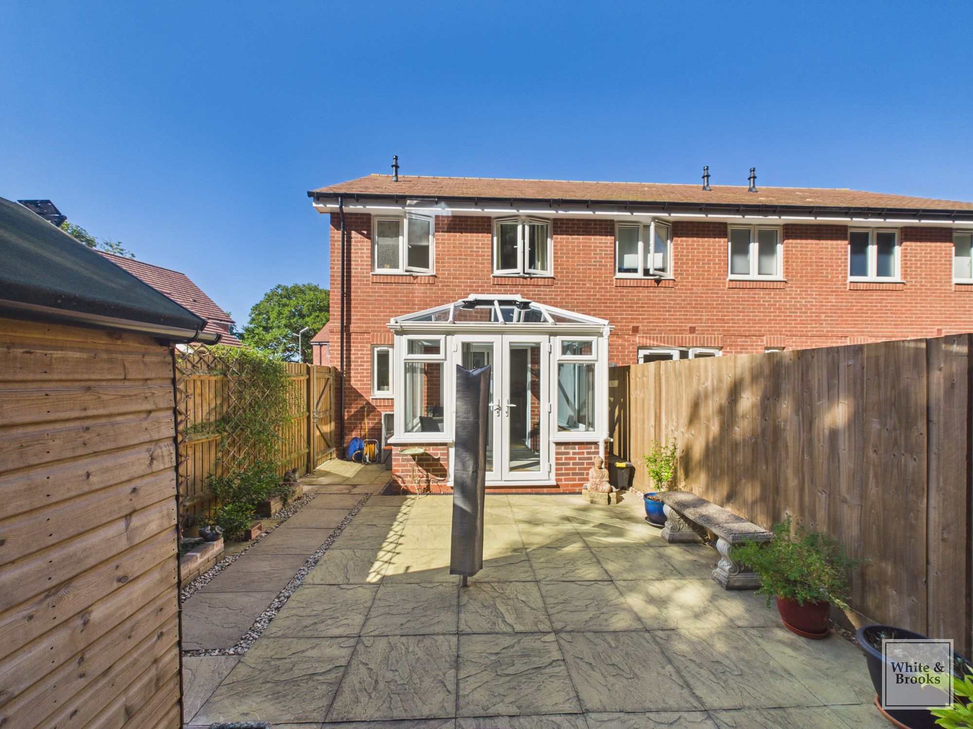 2 bed end of terrace house for sale in Beehive Lane, West Broyle, PO19 6