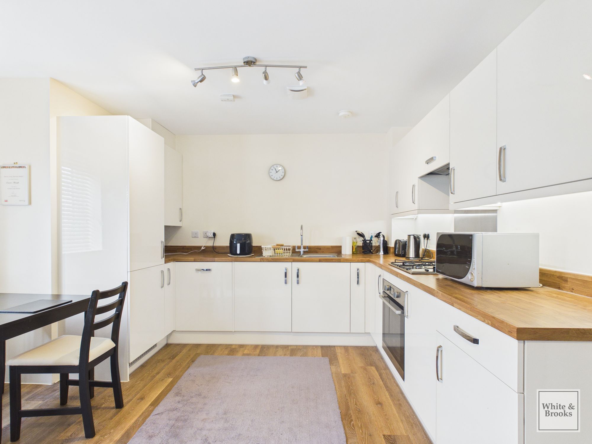 2 bed flat for sale in Potters Way, North Bersted, PO21  - Property Image 5