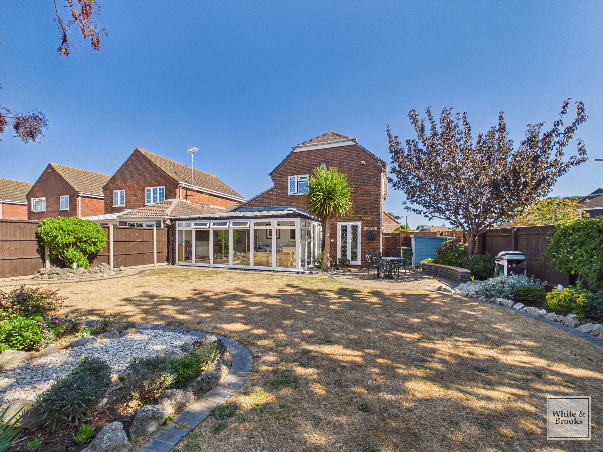 3 bed link detached house for sale in Raycroft Close, Aldwick, PO21  - Property Image 4
