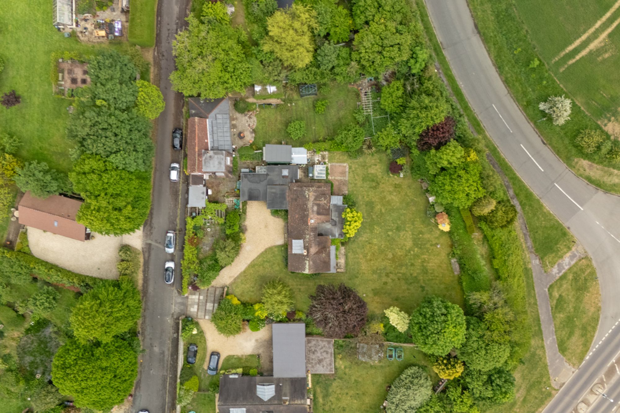 5 bed chalet for sale in Bosham, Chichester, PO18  - Property Image 8