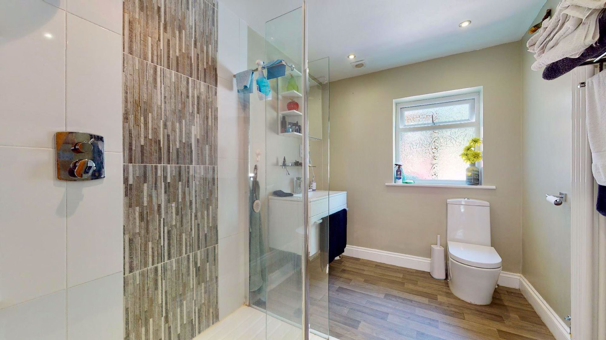 4 bed detached bungalow for sale in Claypit Lane, Westhampnett, PO18 15
