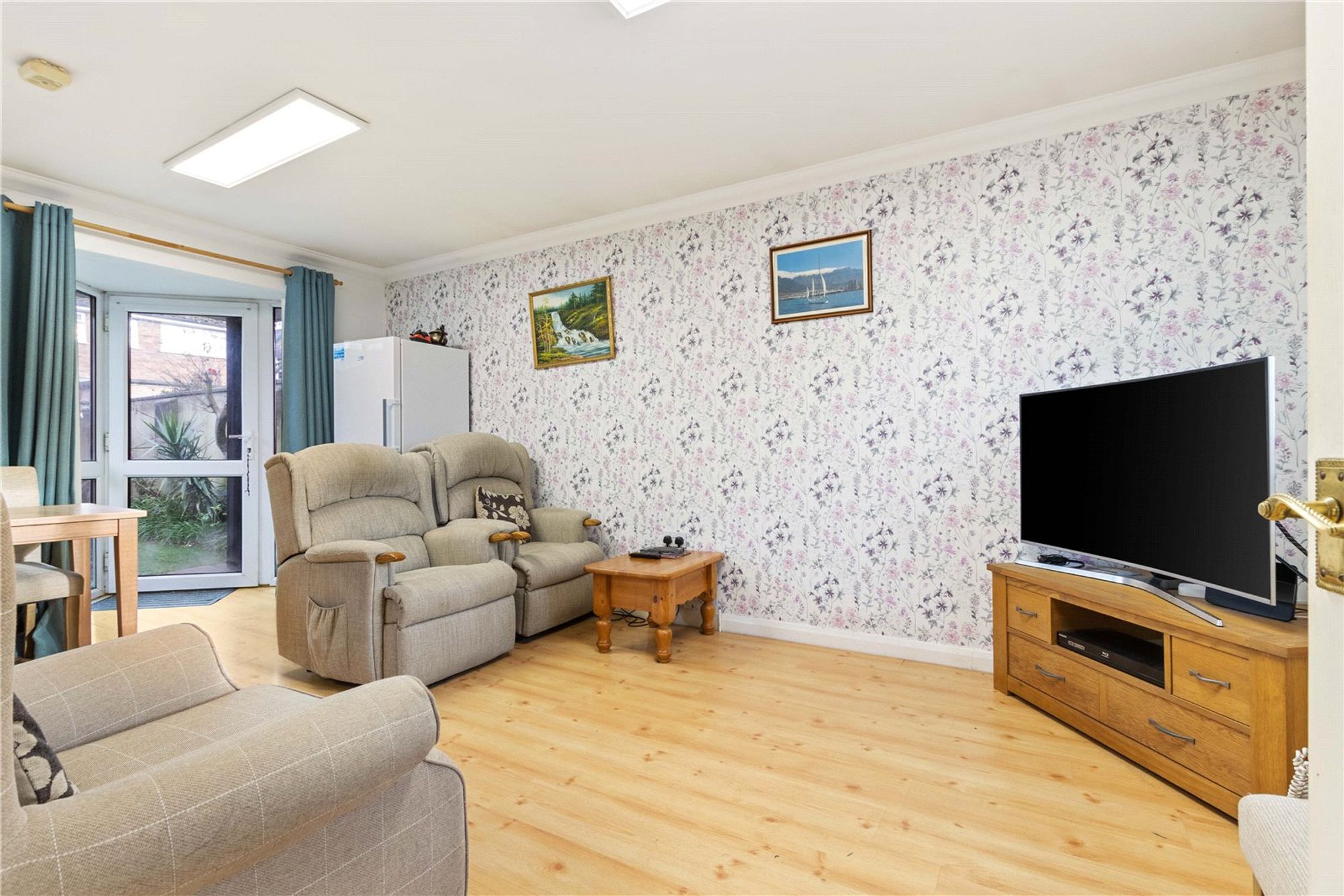 2 bed detached bungalow for sale in Mayfield Road, Bognor Regis, PO21  - Property Image 5