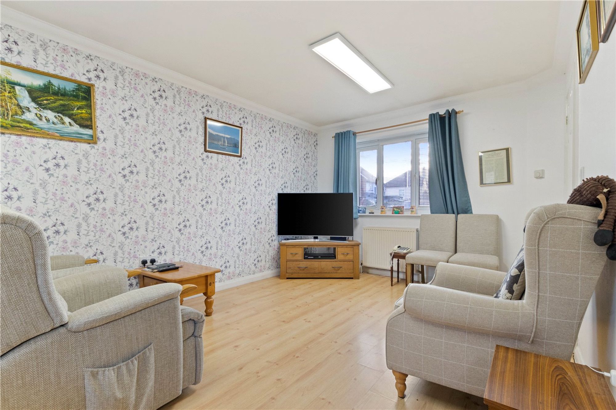2 bed detached bungalow for sale in Mayfield Road, Bognor Regis, PO21  - Property Image 2