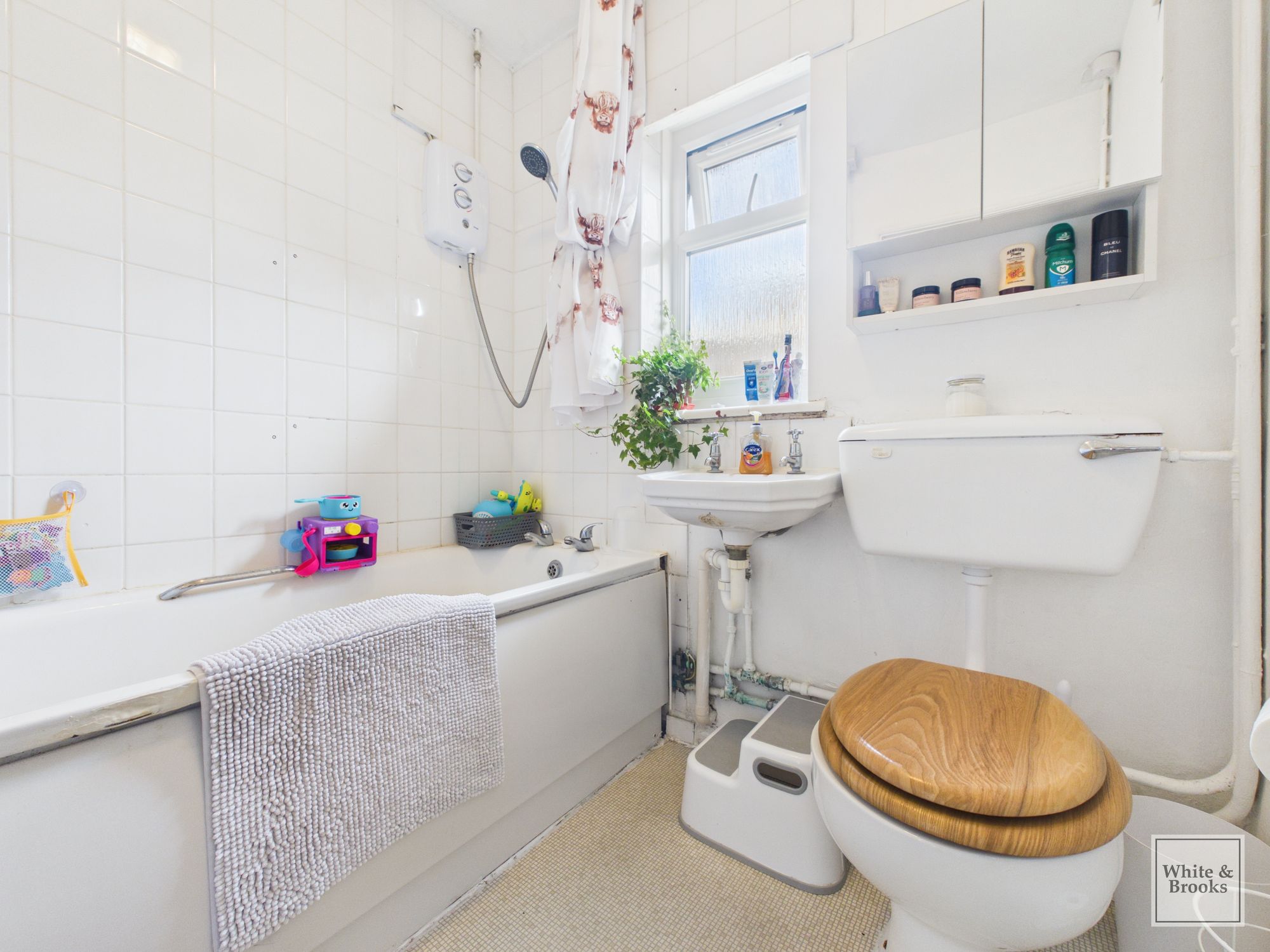 2 bed semi-detached bungalow for sale in Farne Close, Birdham, PO20  - Property Image 10
