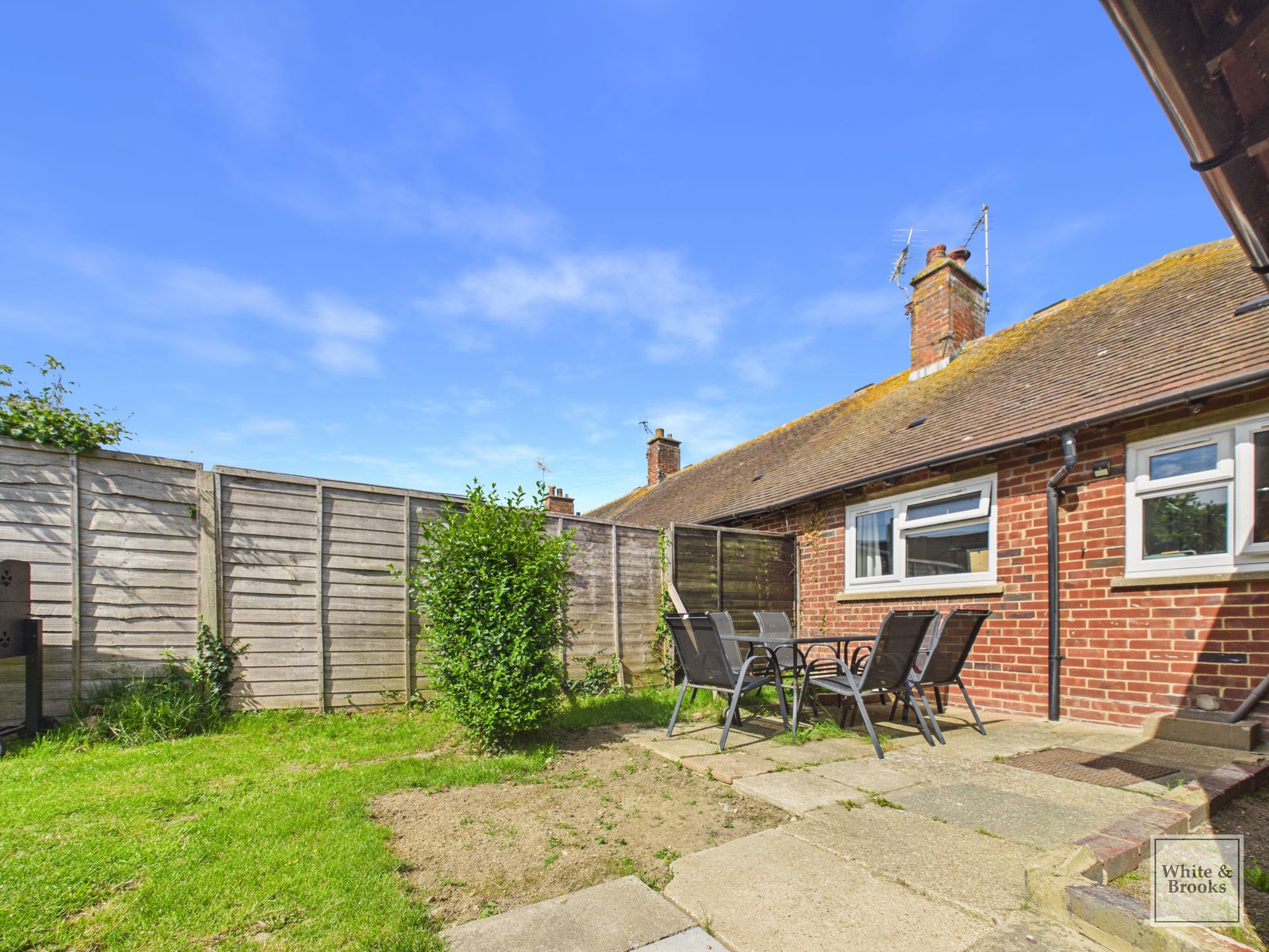 2 bed semi-detached bungalow for sale in Farne Close, Birdham, PO20  - Property Image 14